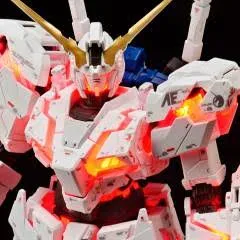 Bandai 1/144 RG RX-0 Unicorn Gundam (Destroy Mode) Ver.TWC Lighting Model Mobile Suit Gundam UC