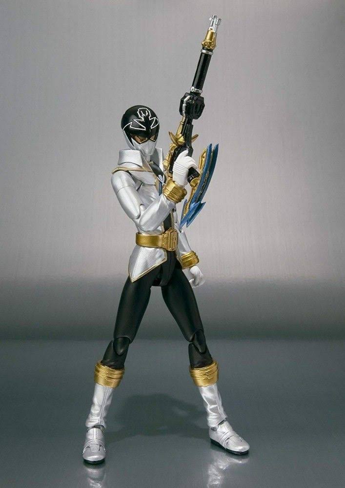 S. H. Figuarts Gokai Silver ? Kaizoku Sentai Gokaiger ?