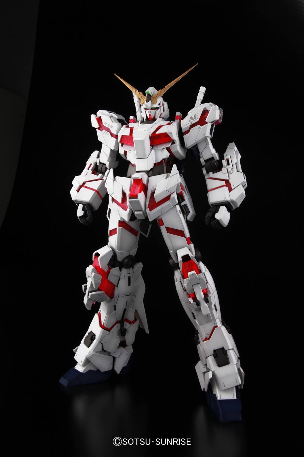 Bandai 194365 Unicorn Gundam PG