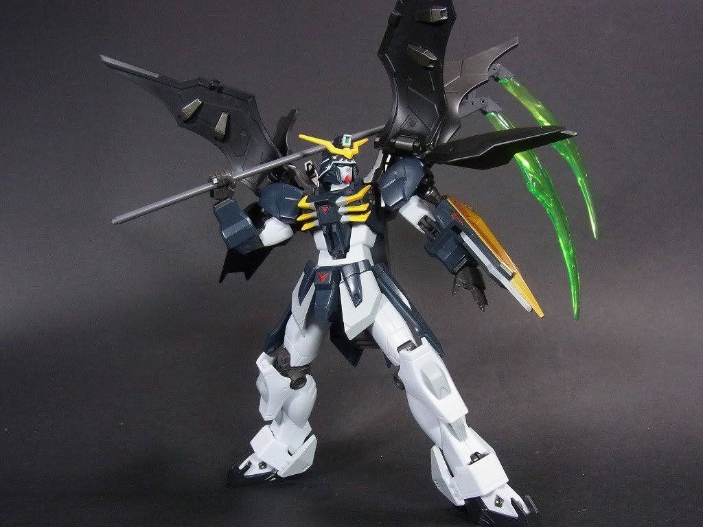 Gundam Wing Deathscythe Hell W-12 Model Kit