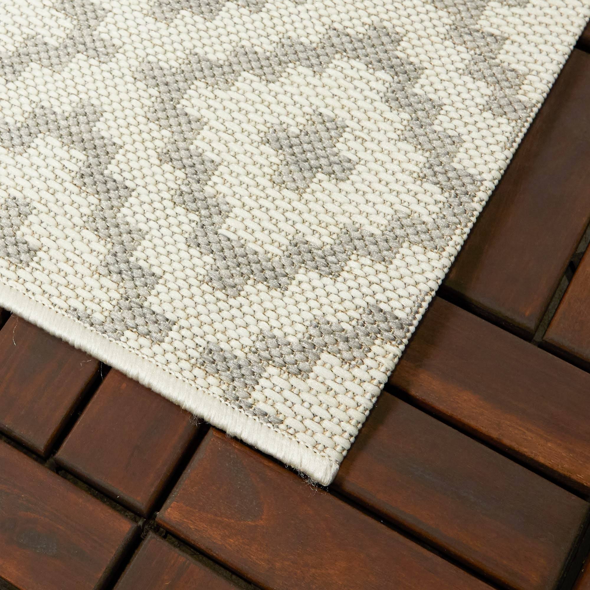 BALTA Cassady White 8 ft. x 10 ft. Diamond Trellis Indoor/Outdoor Area Rug