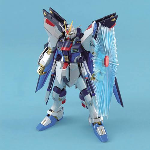 1/100 Scale mg Strike Freedom Gundam Extra Finish Version