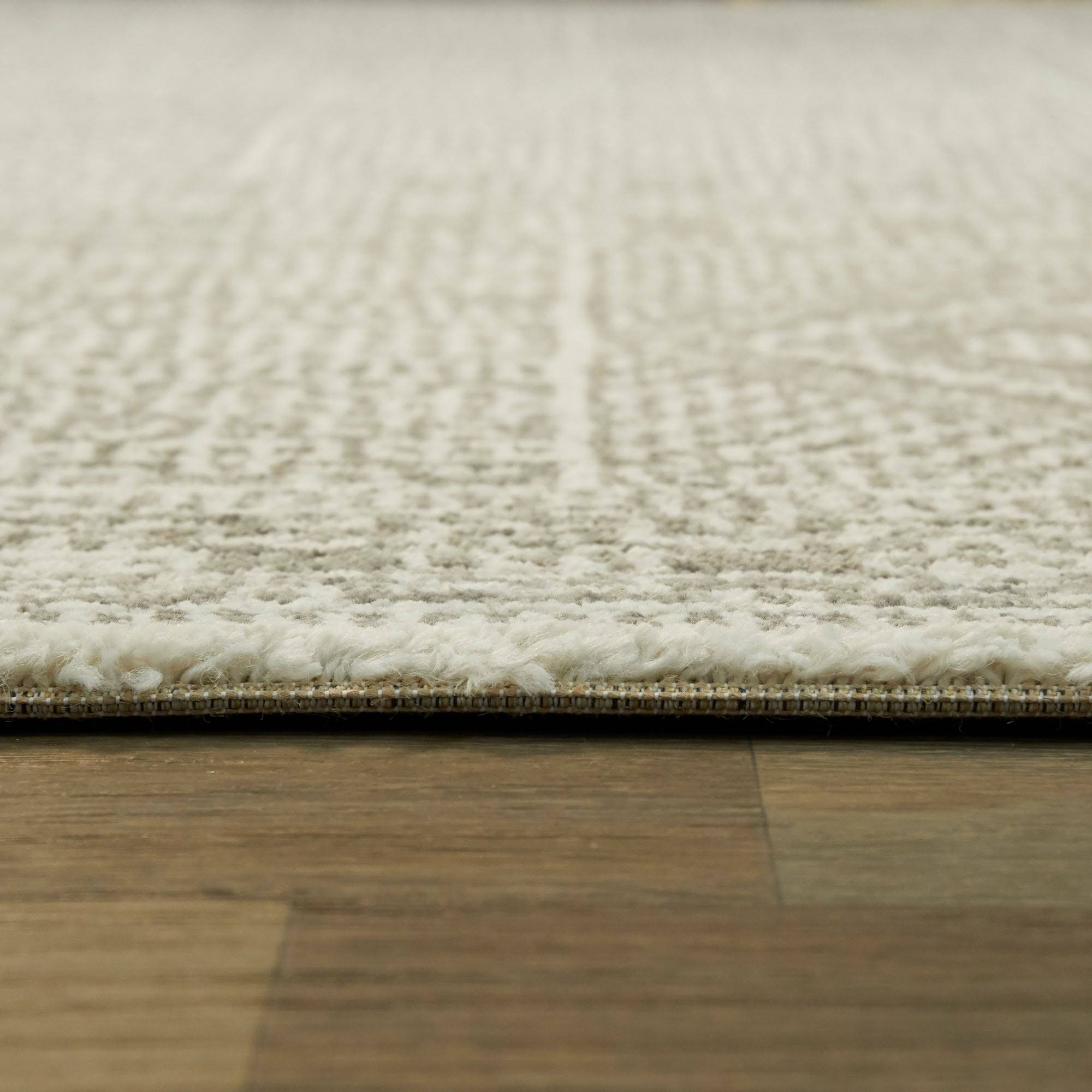 Berlage Transitional Area Rug - White - 7&10x22 x 10&