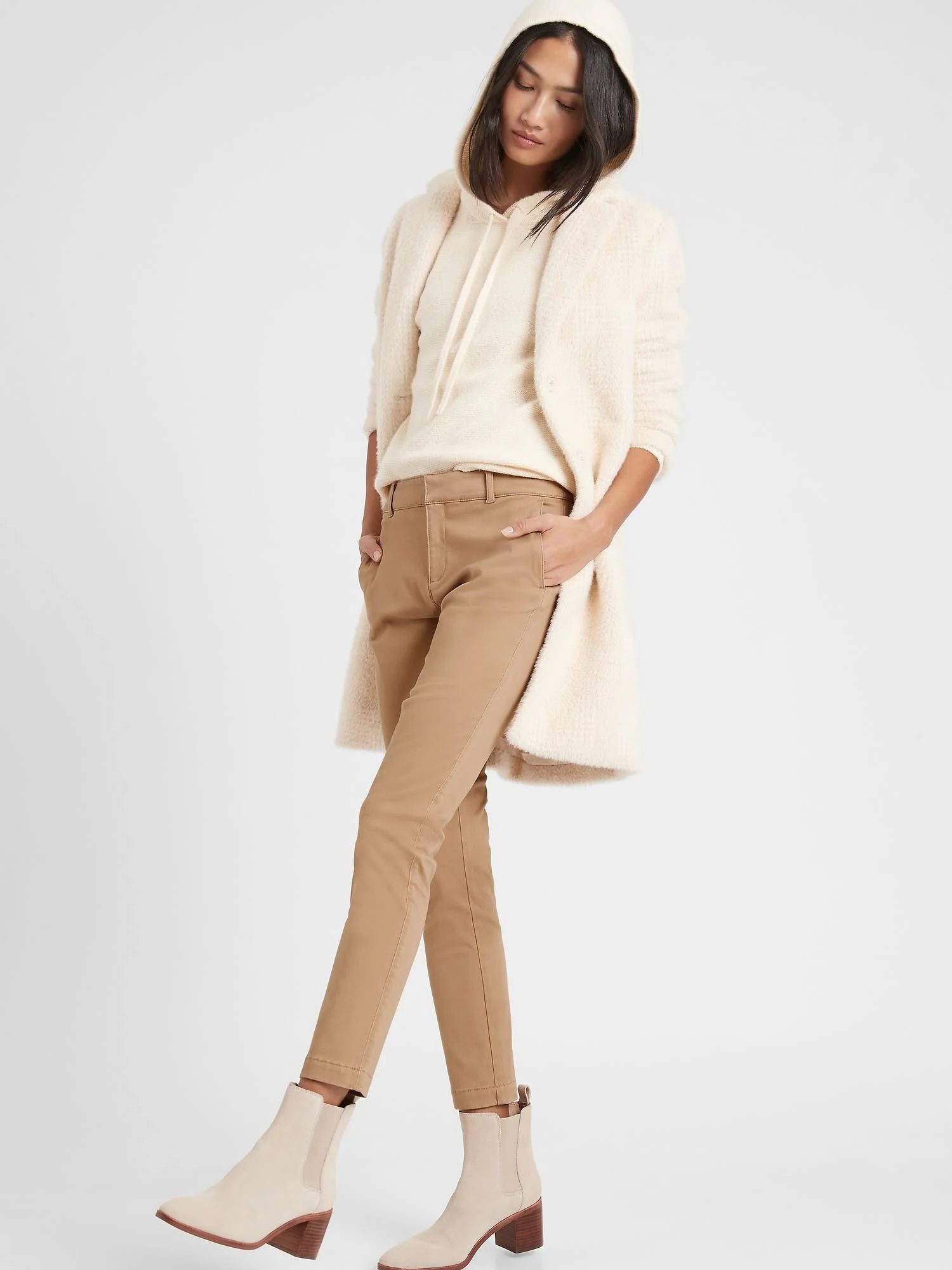 Banana Republic Women's Mid-Rise Skinny Chino Pant Classic Camel Size 12 Regular