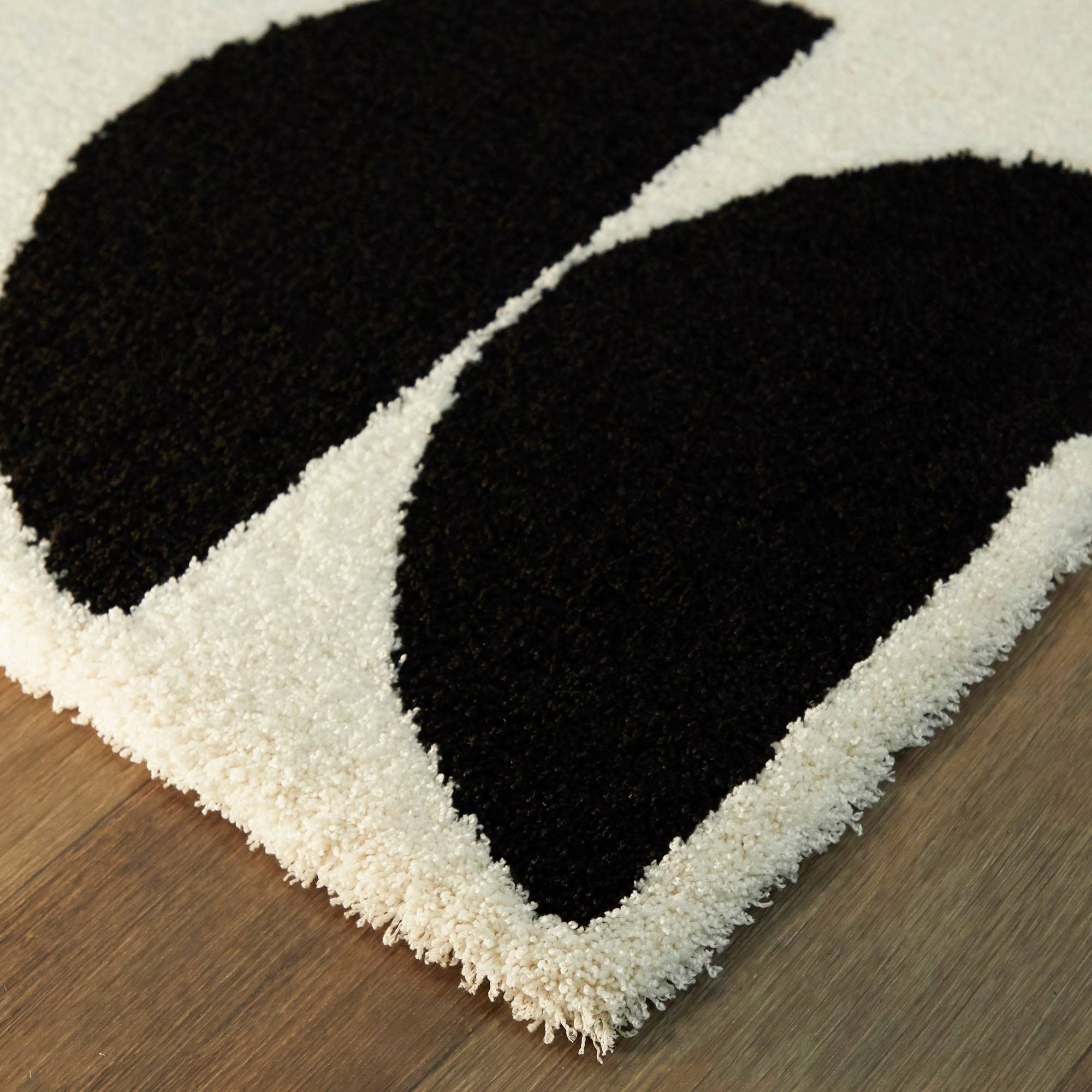 BALTA Calendario White 5 ft. x 7 ft. Modern Geometric Area Rug