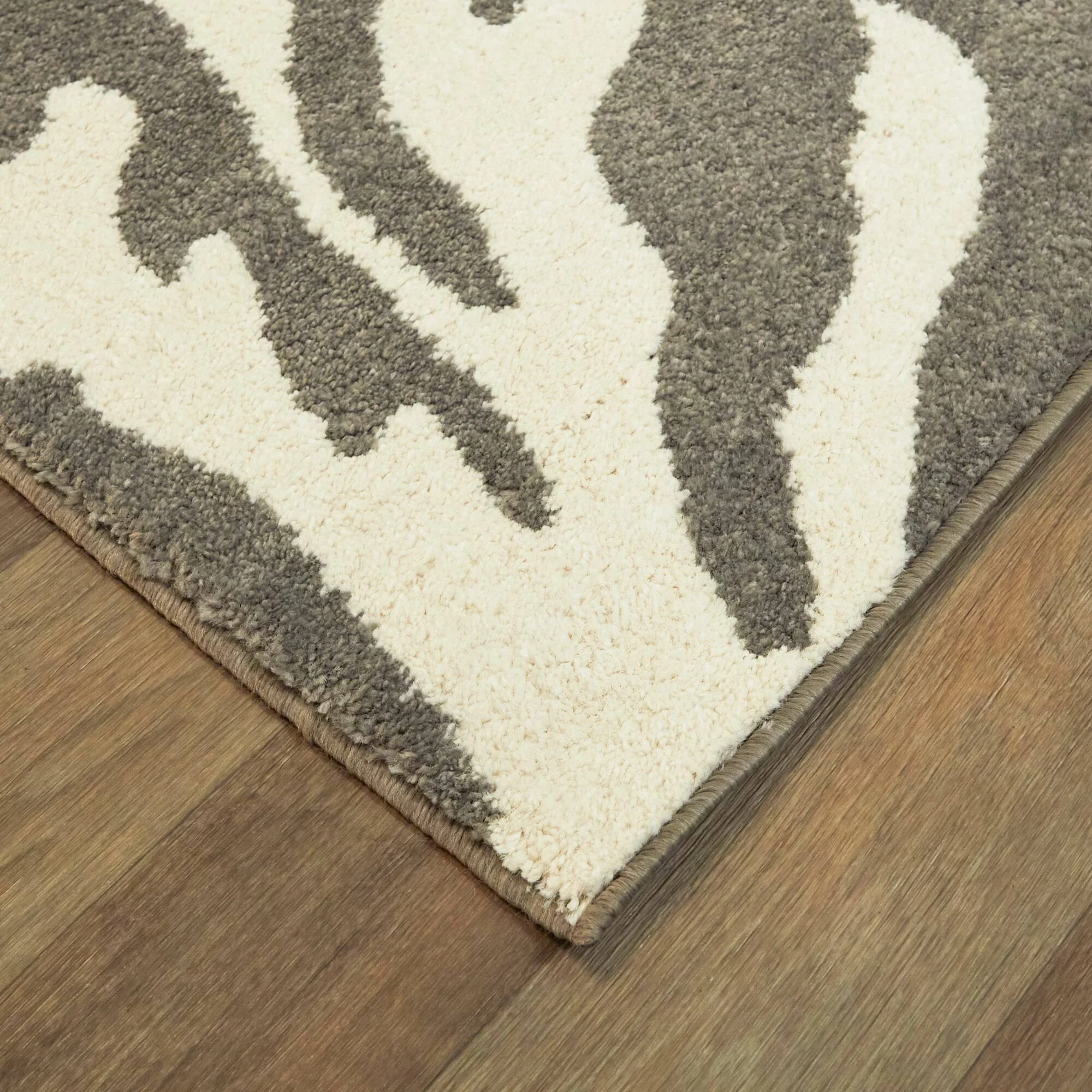 Balta Caswell Navy 5 ft. x 7 ft. Coastal Coral Area Rug, Blue