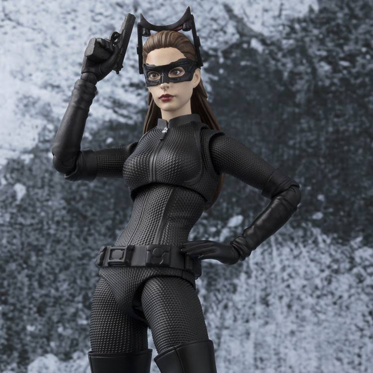 S.H. Figuarts - The Dark Knight - Catwoman
