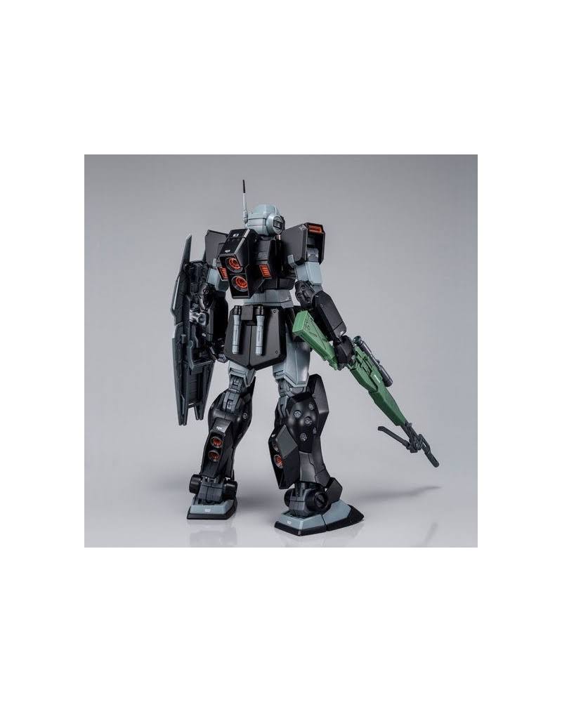 Bandai mg 1/100 RGM-79SP Lydo Wolf&s GM Sniper II Model Kit