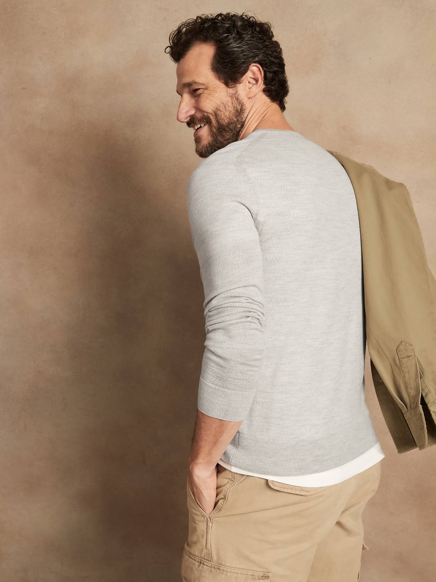 Banana Republic Men's Merino V-Neck Sweater in Responsible Wool Vintage Tan Tall Size XXL