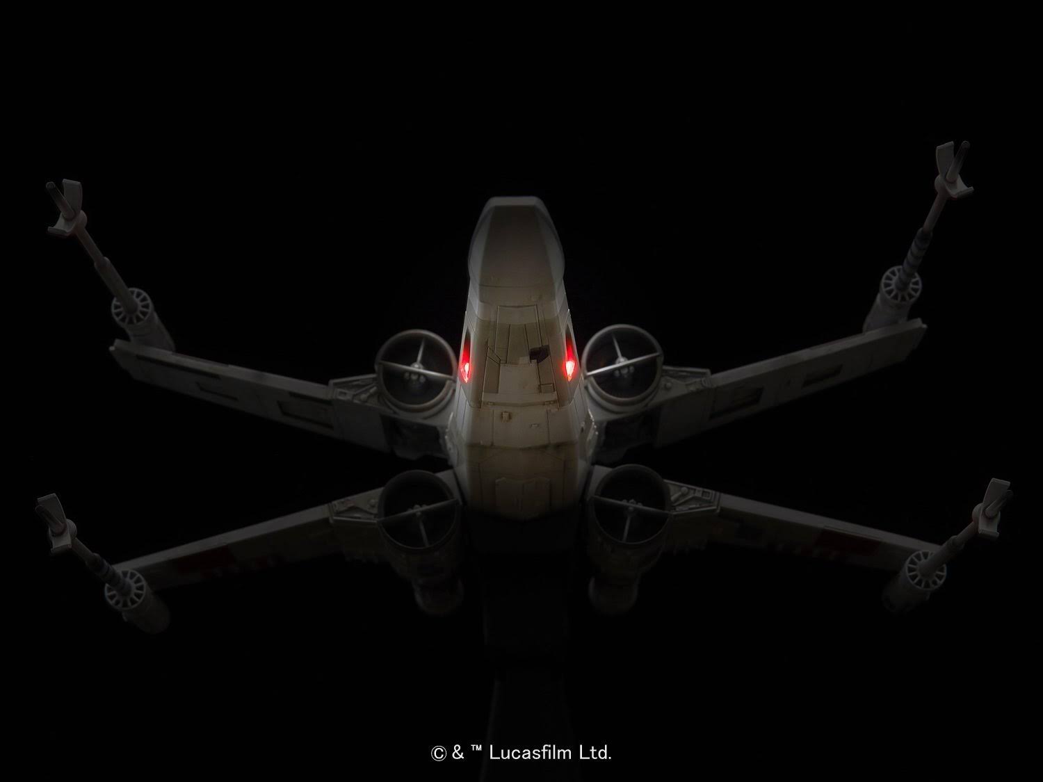 Bandai Star Wars X-Wing Starfighter Moving Edition 1/48 Scale Plastic Model