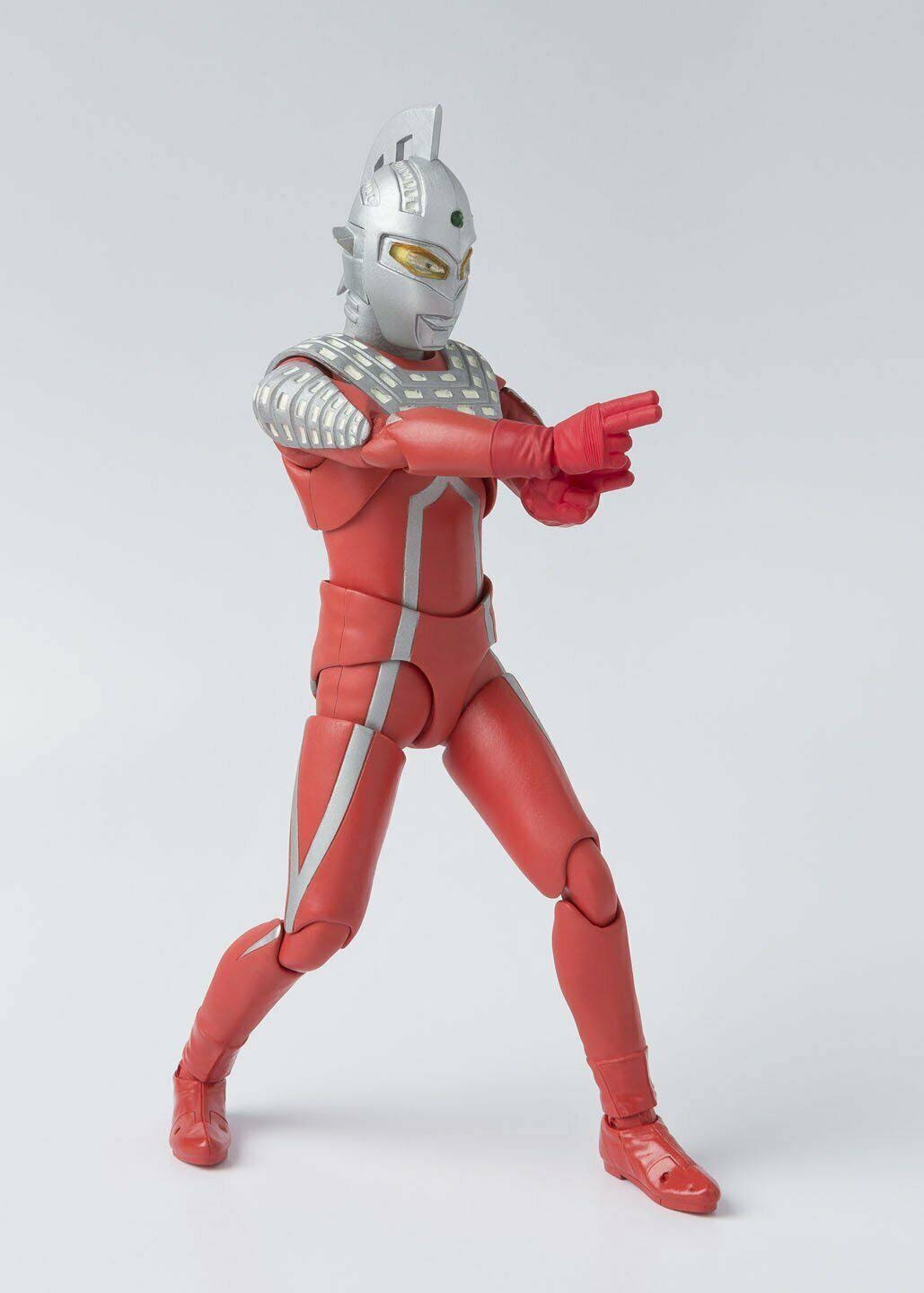Ultra Seven S.H.Figuarts Action Figure by Bandai