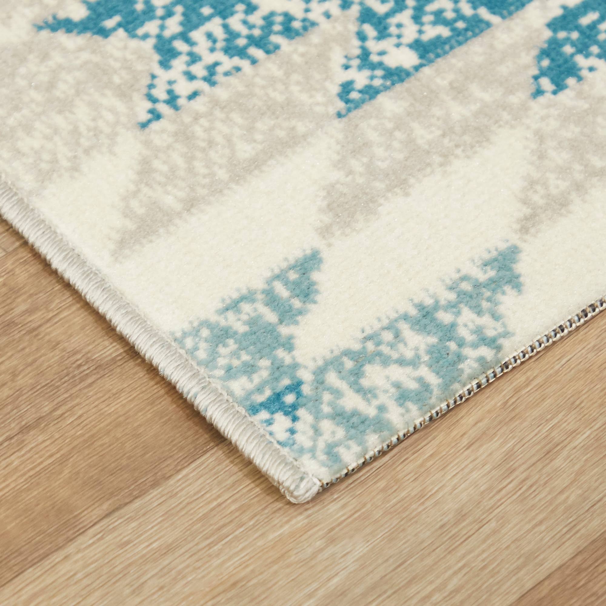 Josefa Diamond Indoor/Outdoor Area Rug - 5&3x22 x 7& - Black
