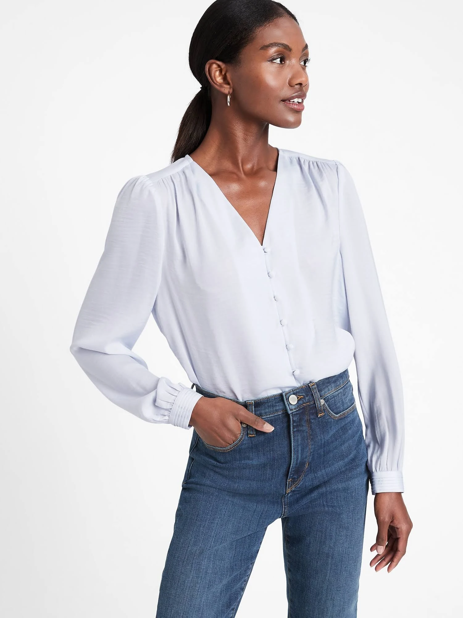 Banana Republic Women's Soft Satin V-Neck Blouse Moondust Size XL