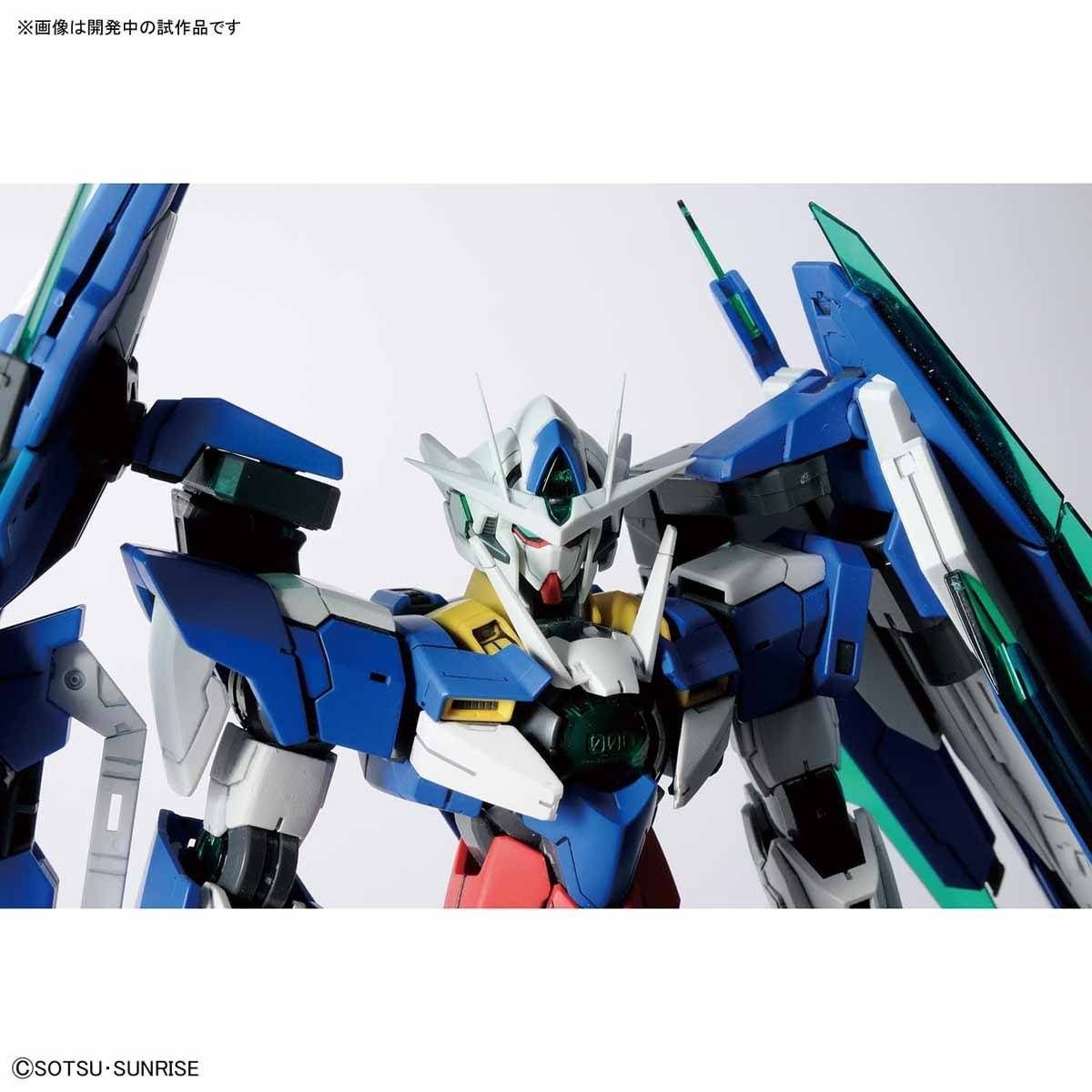 Bandai Gundam mg 1/100 00 QAN[T] Full Saber
