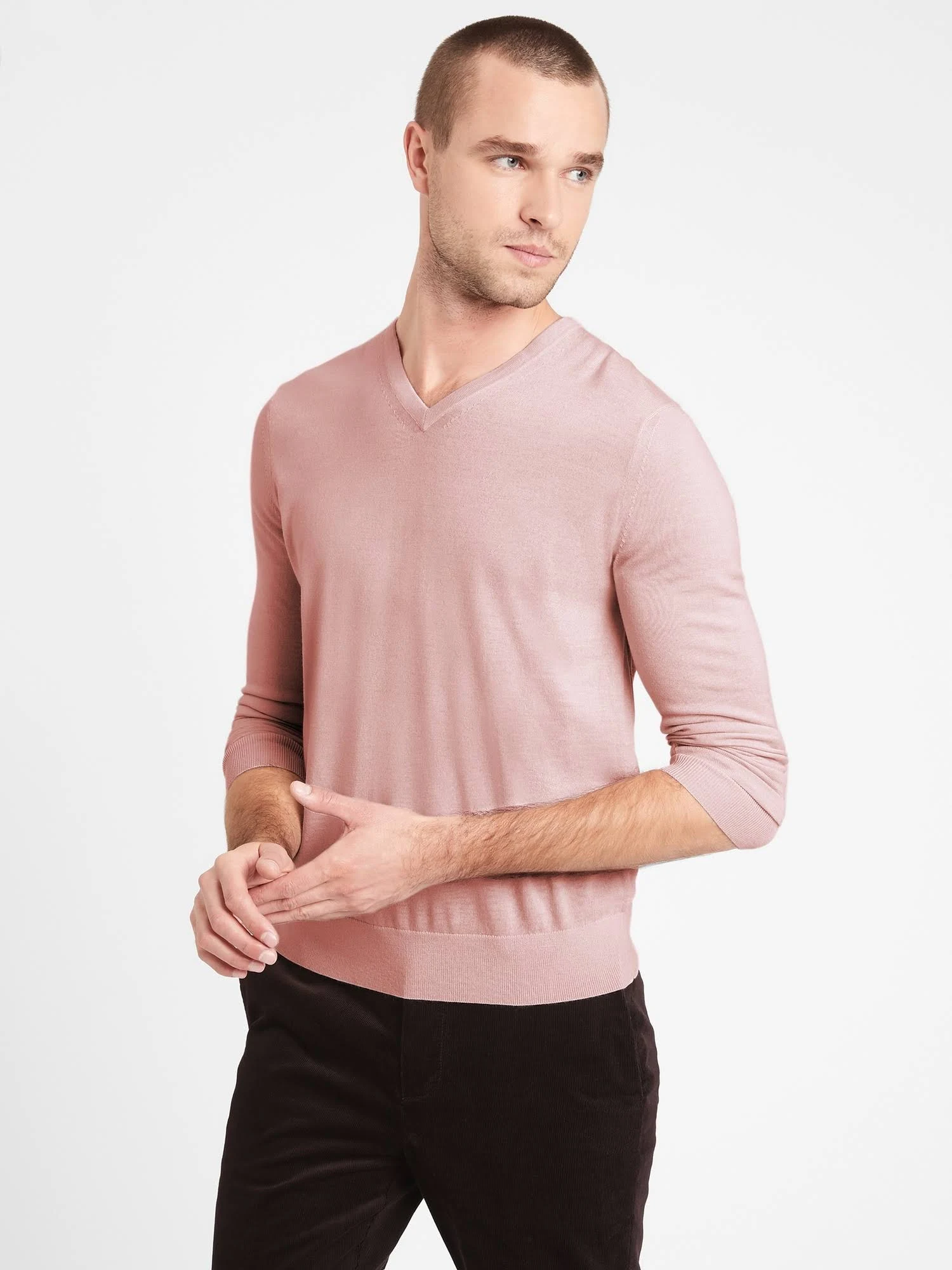 Banana Republic Men's Merino V-Neck Sweater in Responsible Wool Pink Heather Size Xs