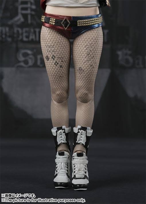 S.H. Figuarts Harley Quinn Suicide Squad Action Figure