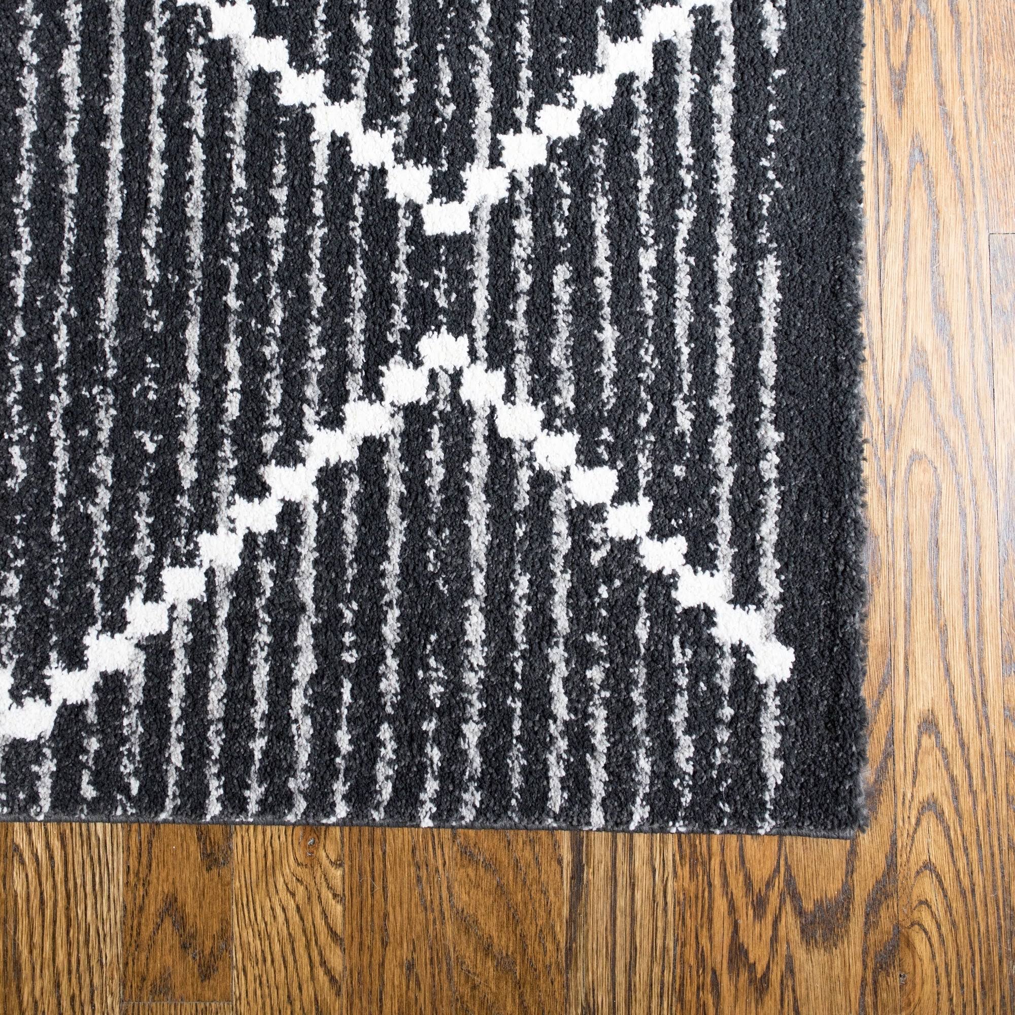 BALTA Oscar Black 5 ft. x 7 ft. Area Rug