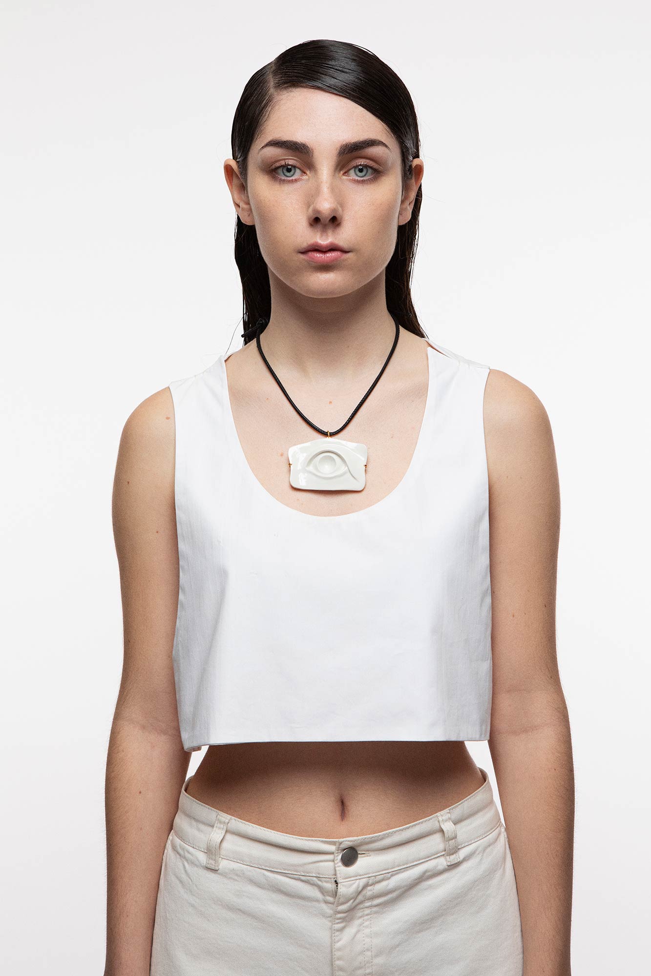 EYE BIG NECKLACE WHITE