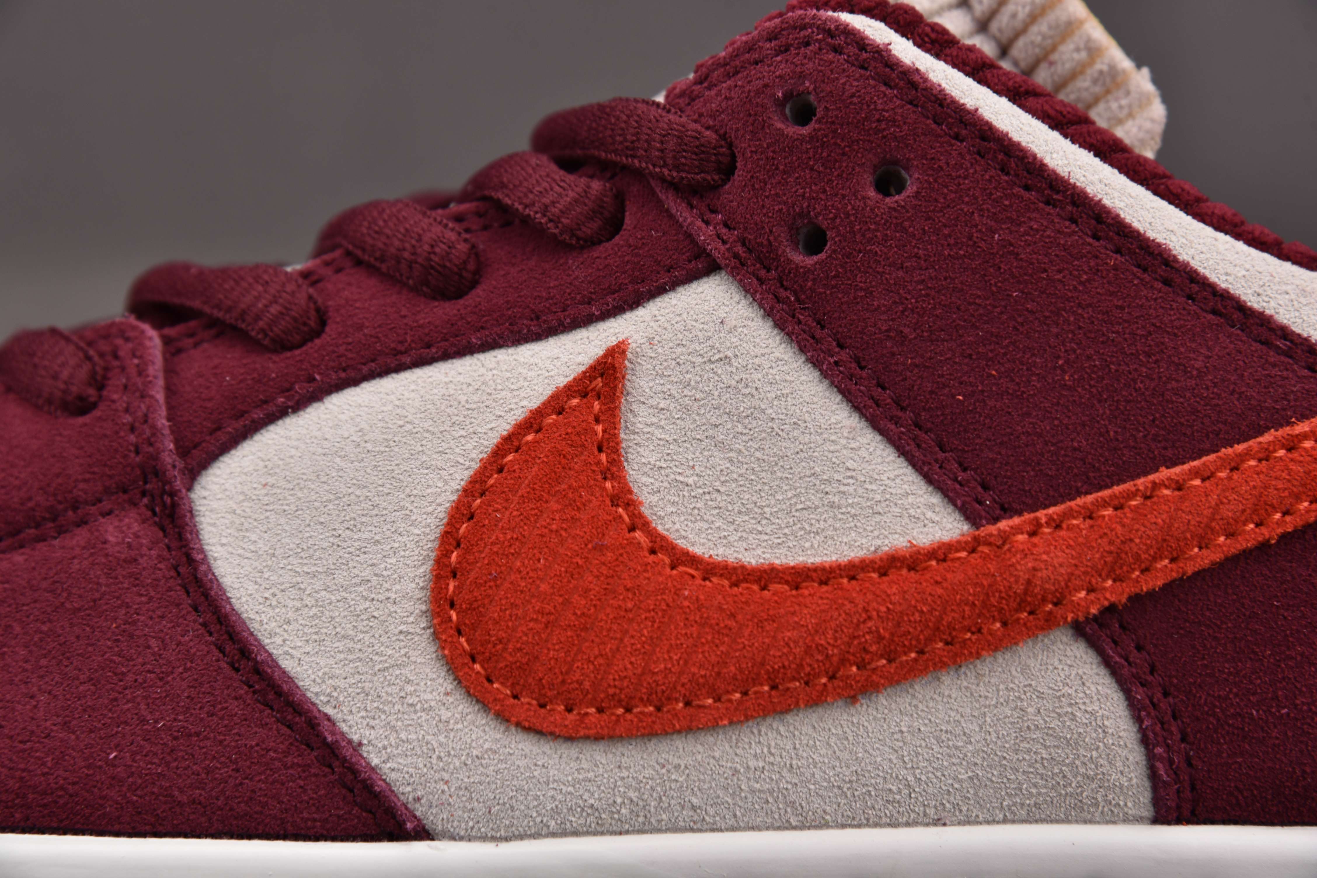 Nike Dunk Low Skate Like a Girl