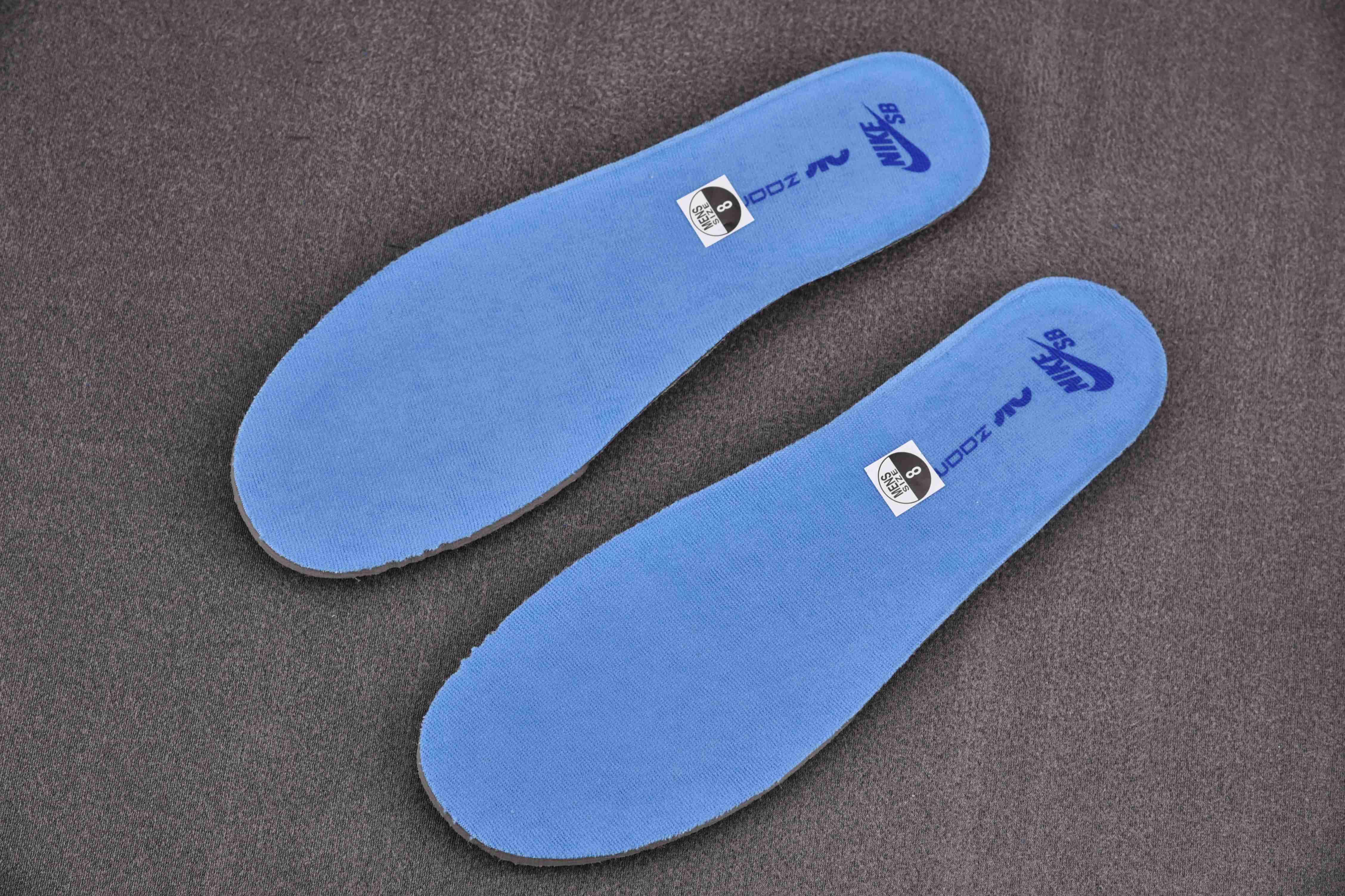 Nike SB Dunk Low Blue Raspberry