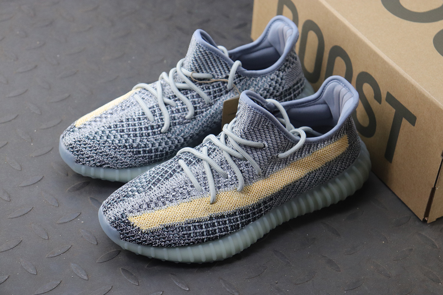 adidas Yeezy Boost 350 V2 Ash Blue