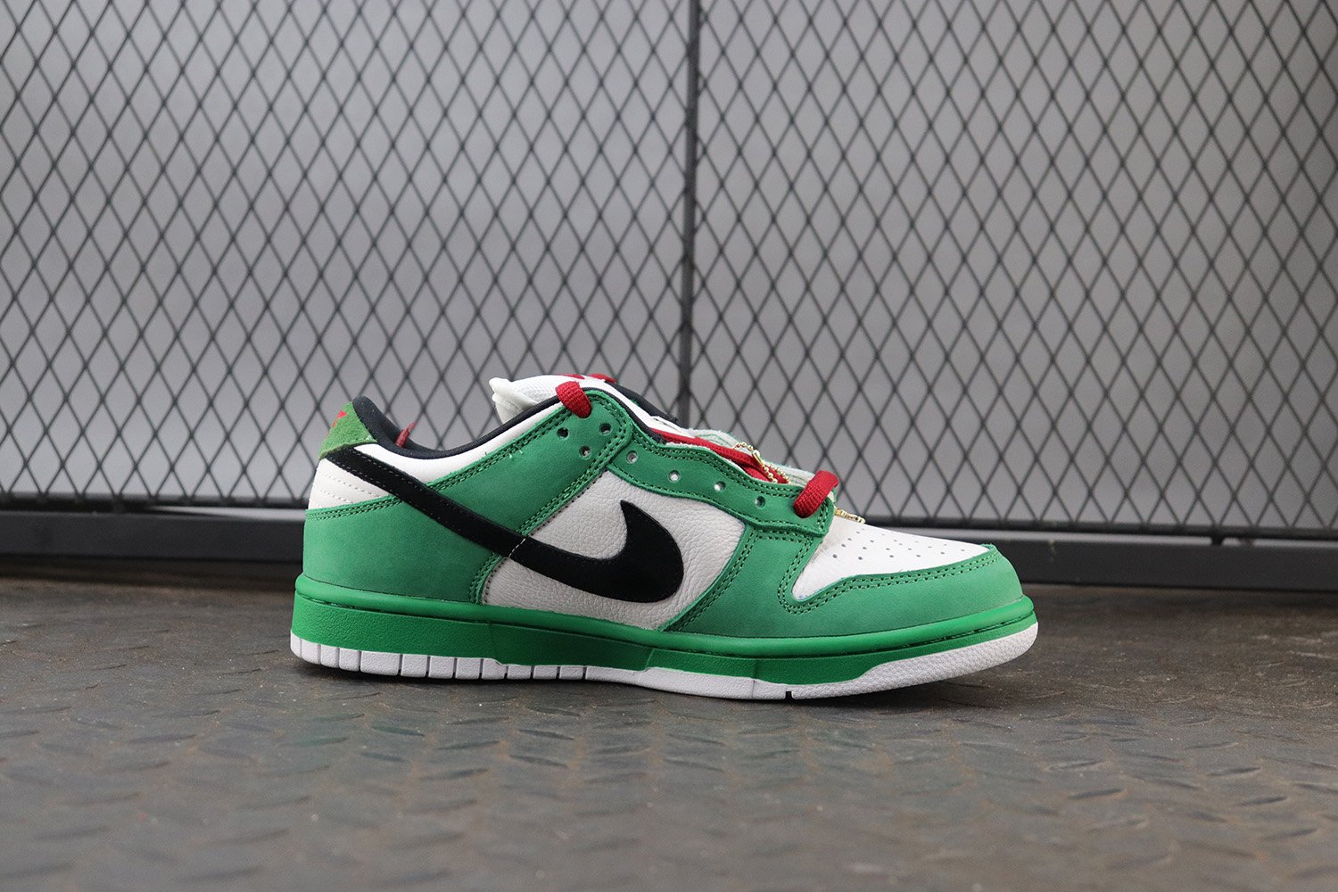 Nike SB Dunk Low Pro Heineken