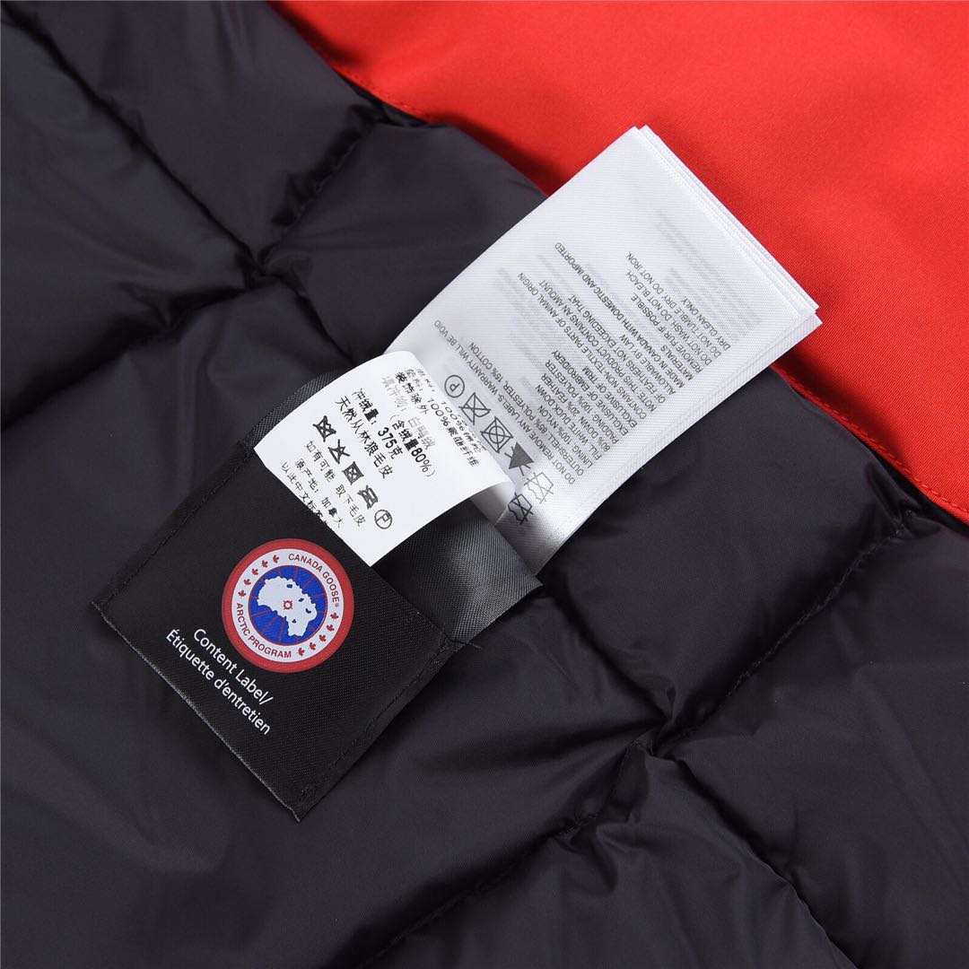 09 Canada Gooxx Expedition 4660L Red Female