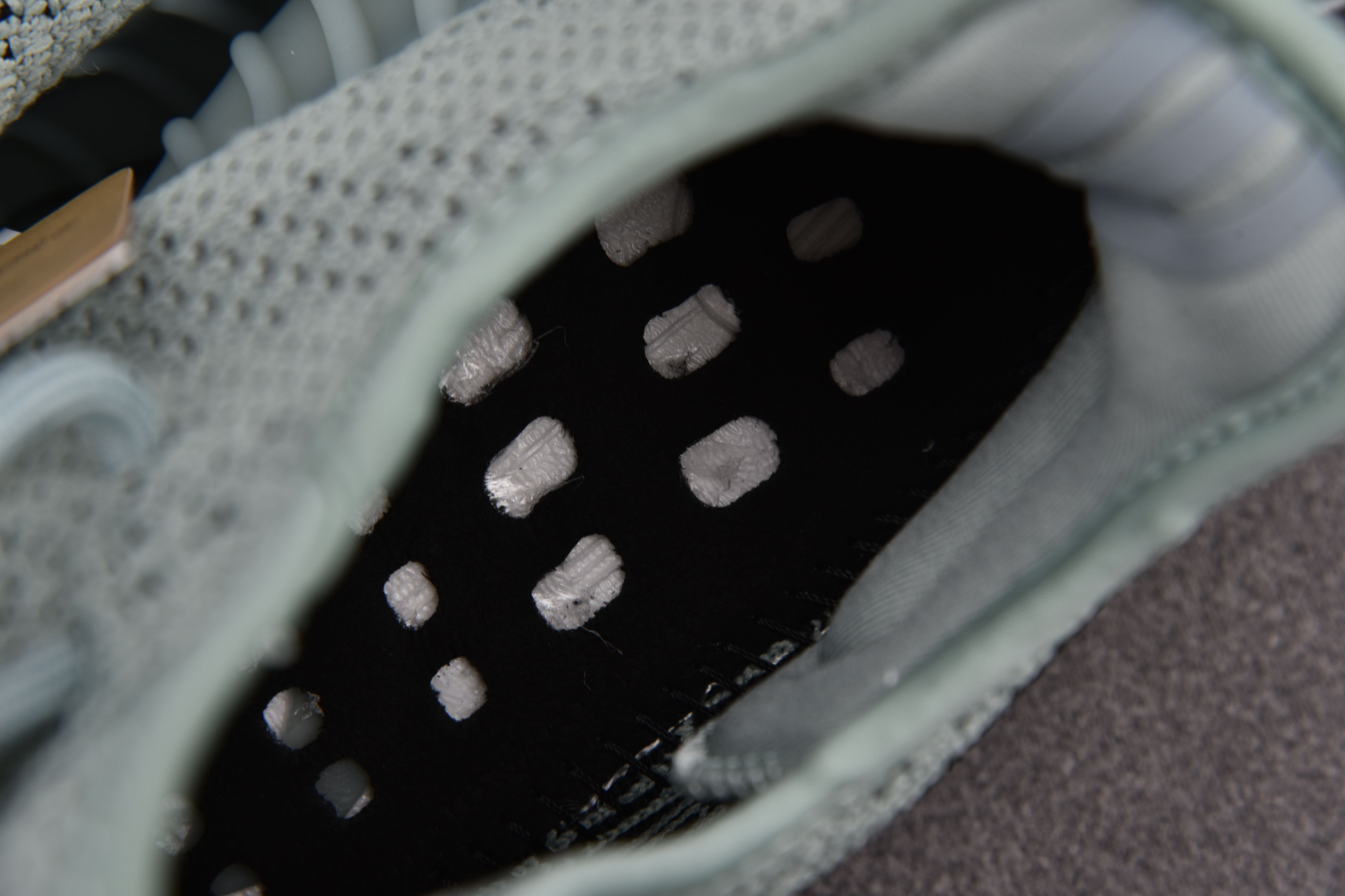 Adidas Yeezy 350 V2 Jade Ash Salt