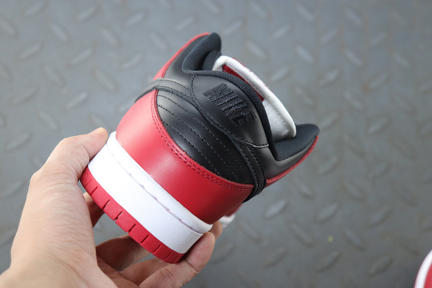 Nike Dunk SB Low “Chicago”