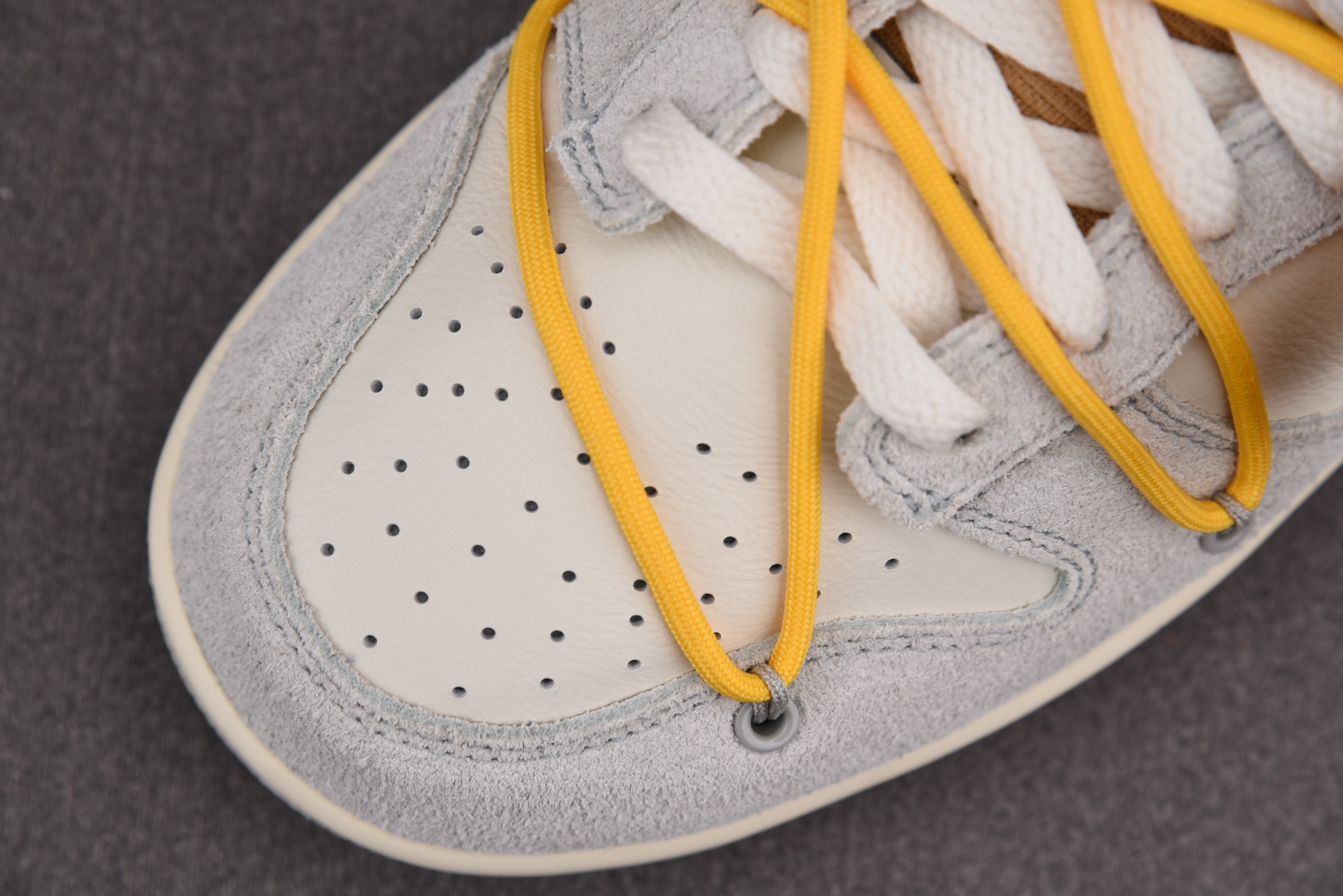 Nike Dunk Low Off-White Lot 39