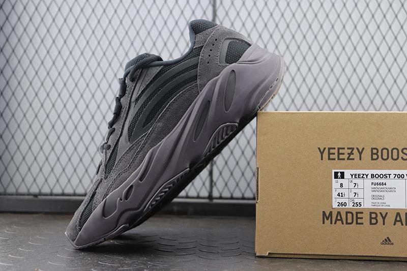 Adidas Yeezy Boost 700 V2 Vanta