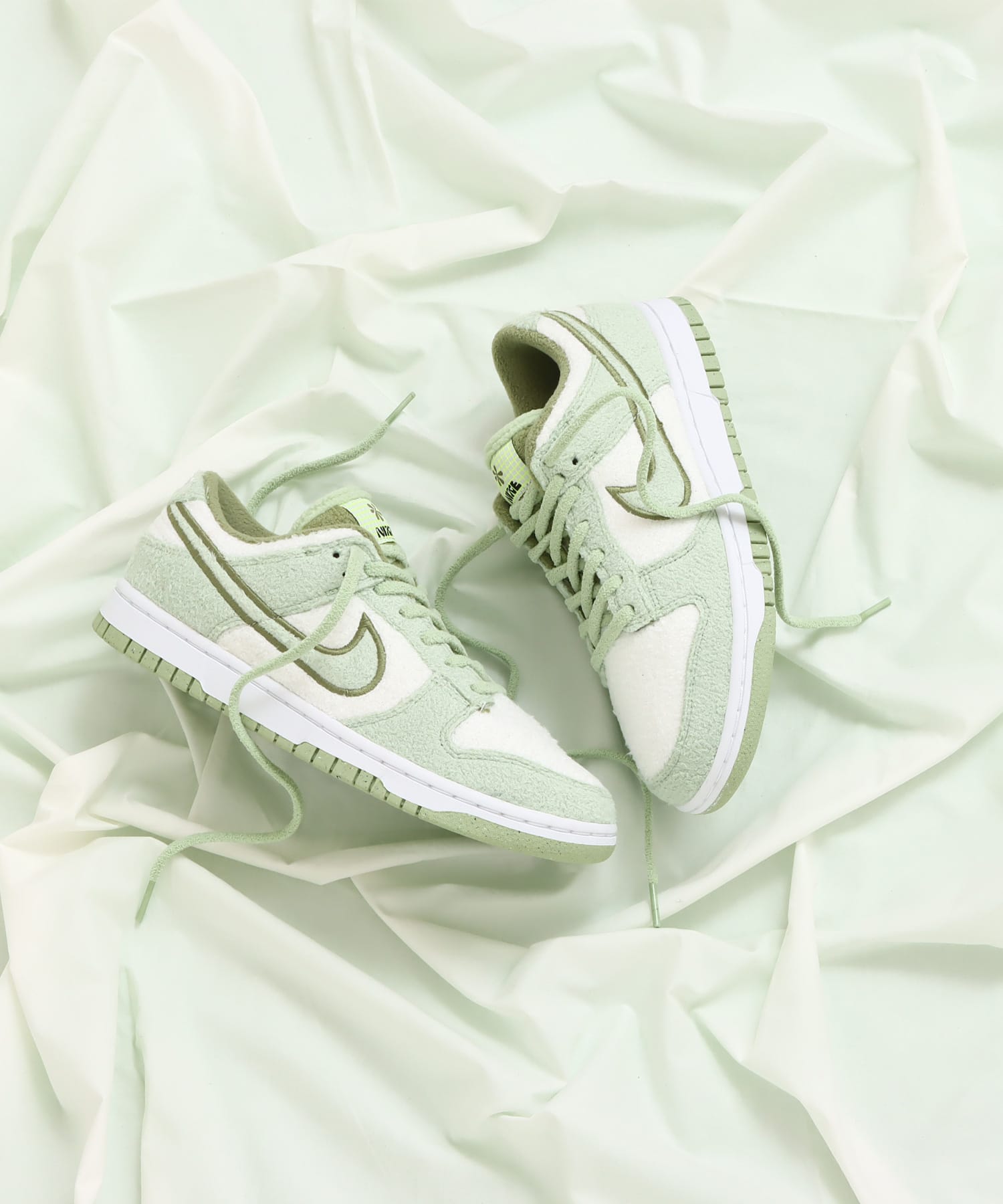 Nike Dunk Low SE Fleece Pack Honeydew (Women Size!!)