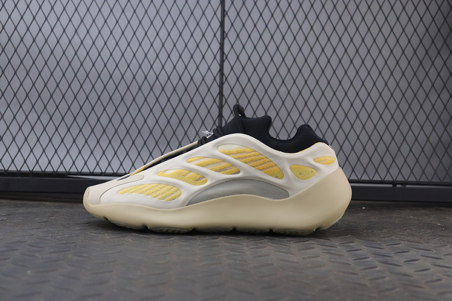 Yeezy 700 V3 Safflower