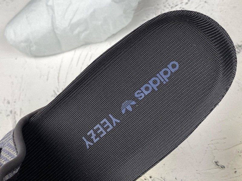 Adidas YEEZY BOOST 350 V2 Asriel