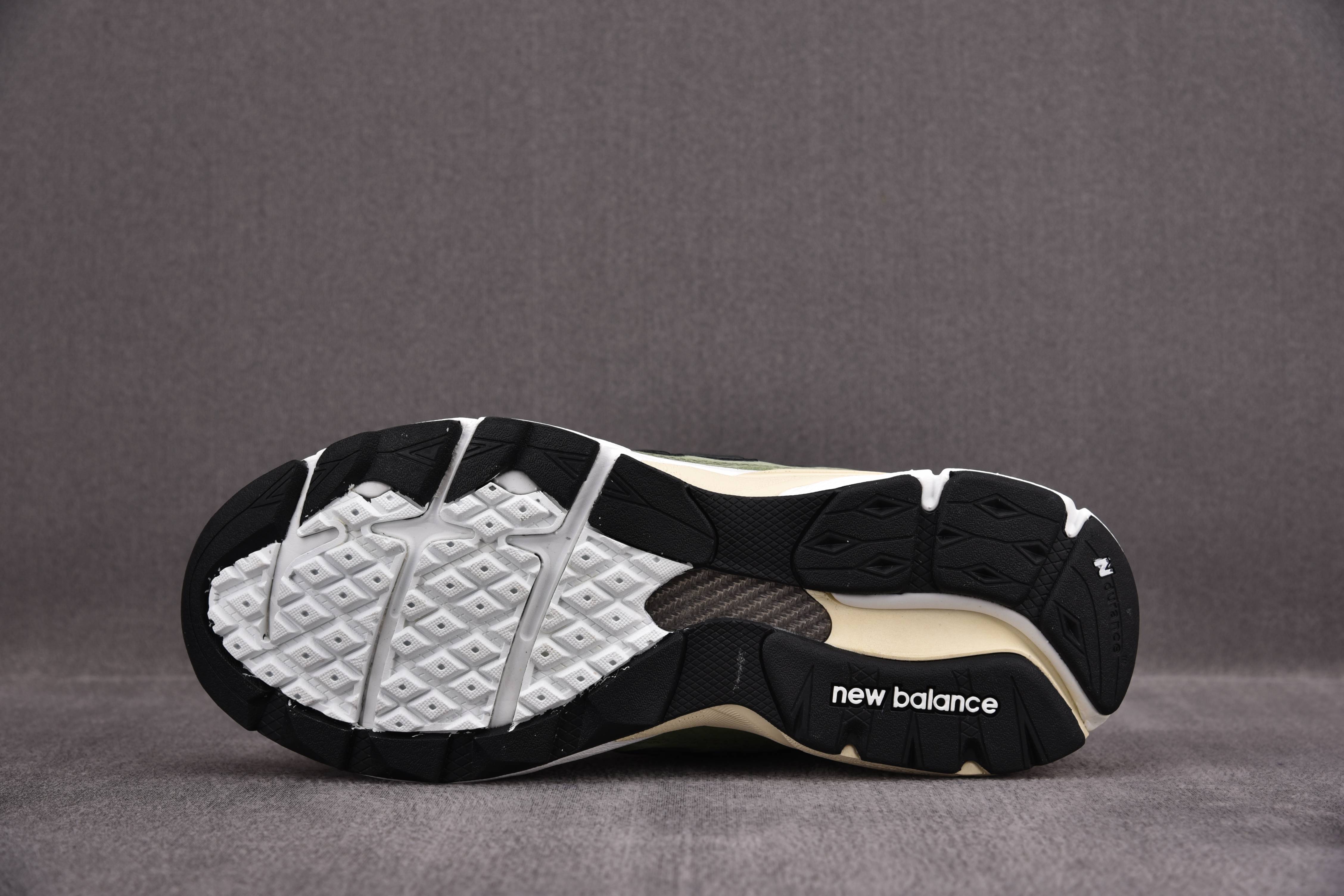 New Balance 990v3 JJJJound Olive