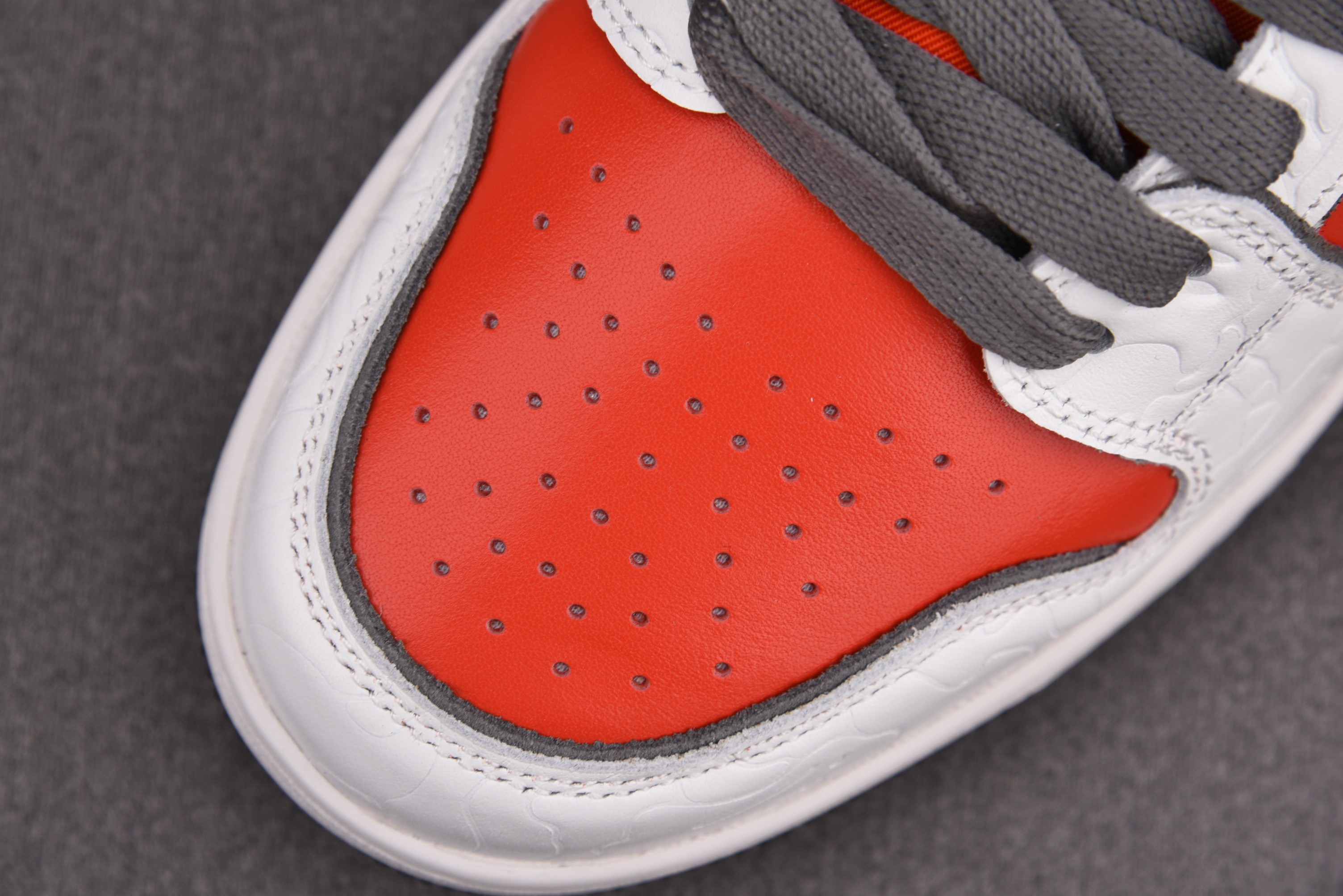 A Bathing Ape Bape SK8 Sta White Red