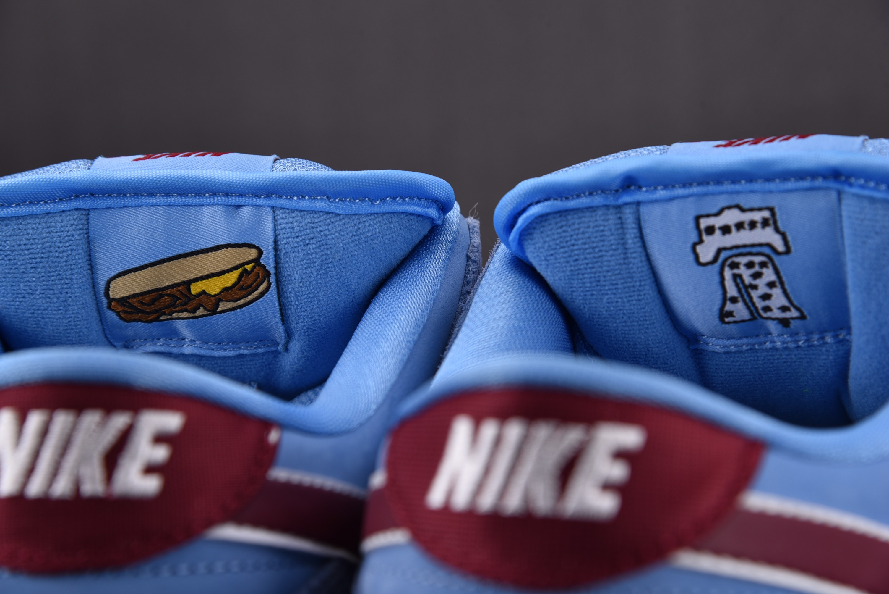 Nike SB Dunk Low Philadelphia Phillies