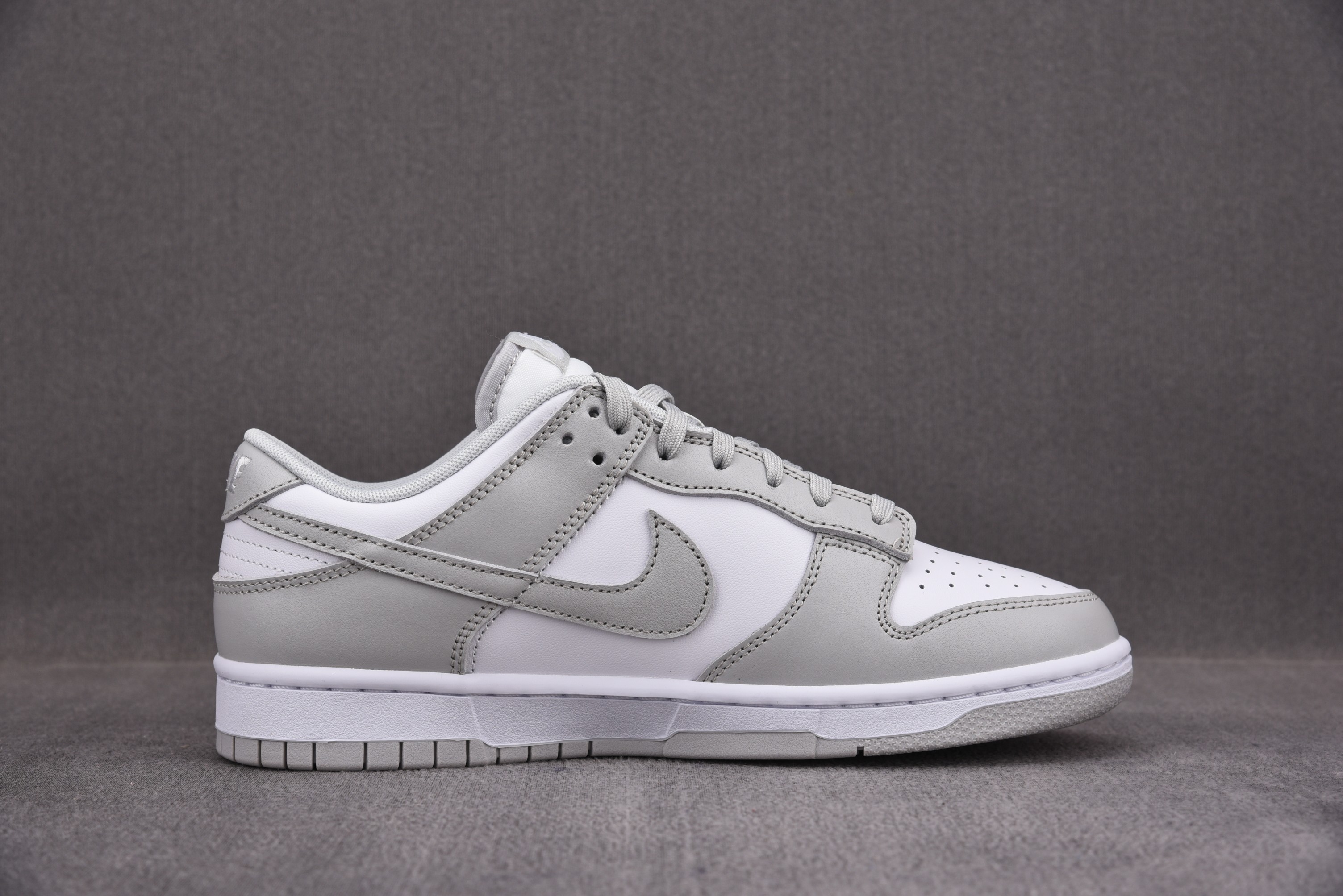 【Clearance】 Nike Dunk Low Grey Fog（US10）