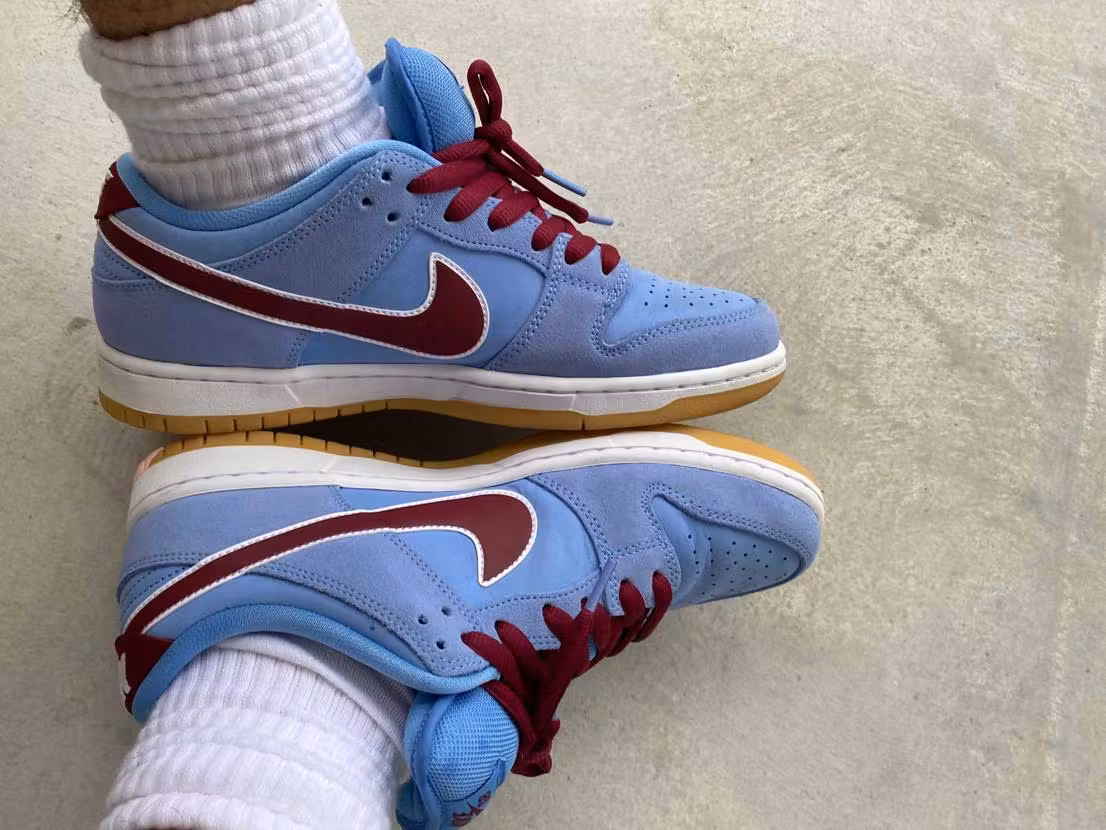 Nike SB Dunk Low Philadelphia Phillies