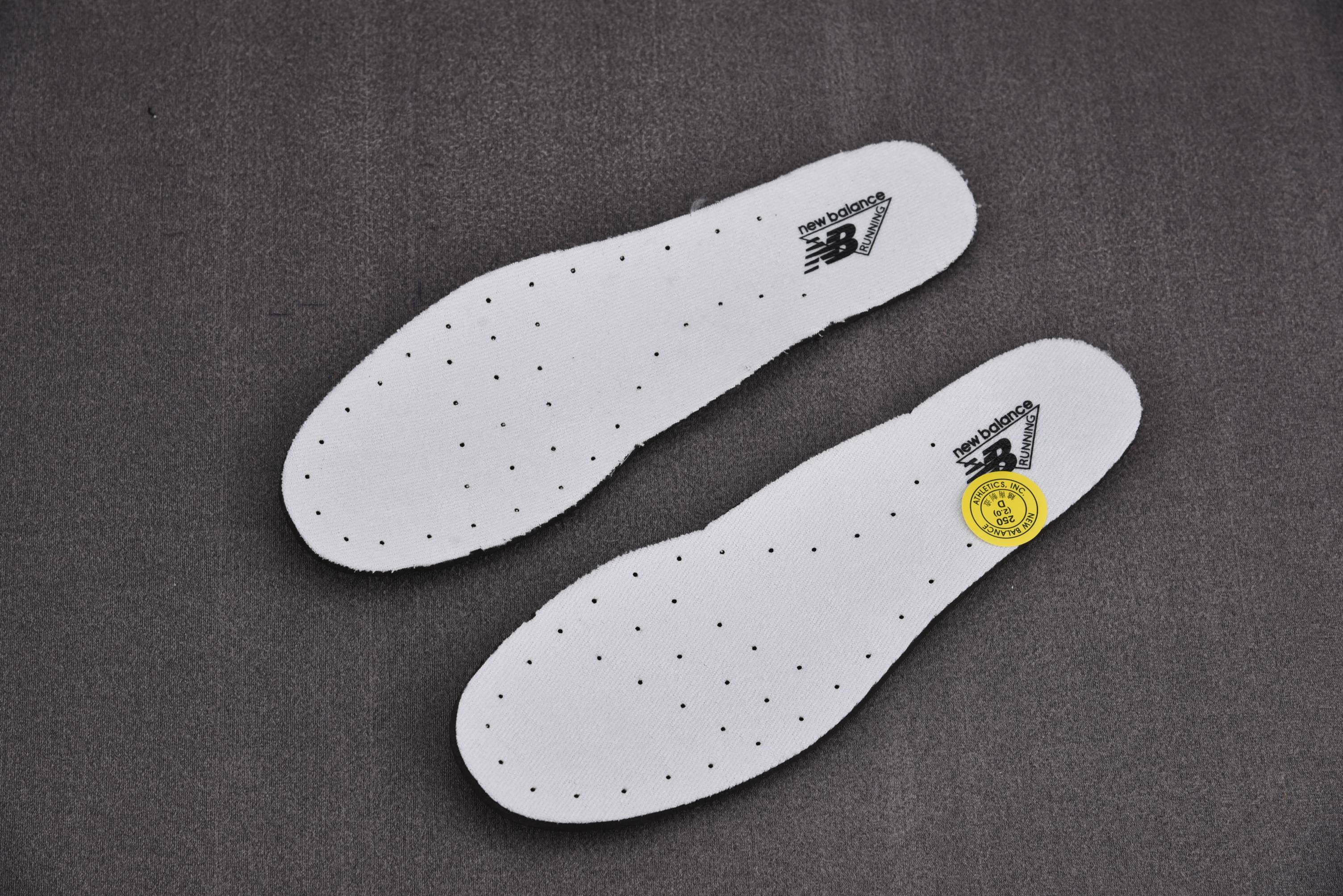 New Balance 530v2 White Silver Red