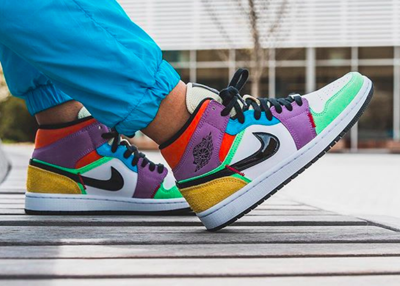Jordan 1 Mid SE Multi-Color LIGHTBULB (Women Size!!)