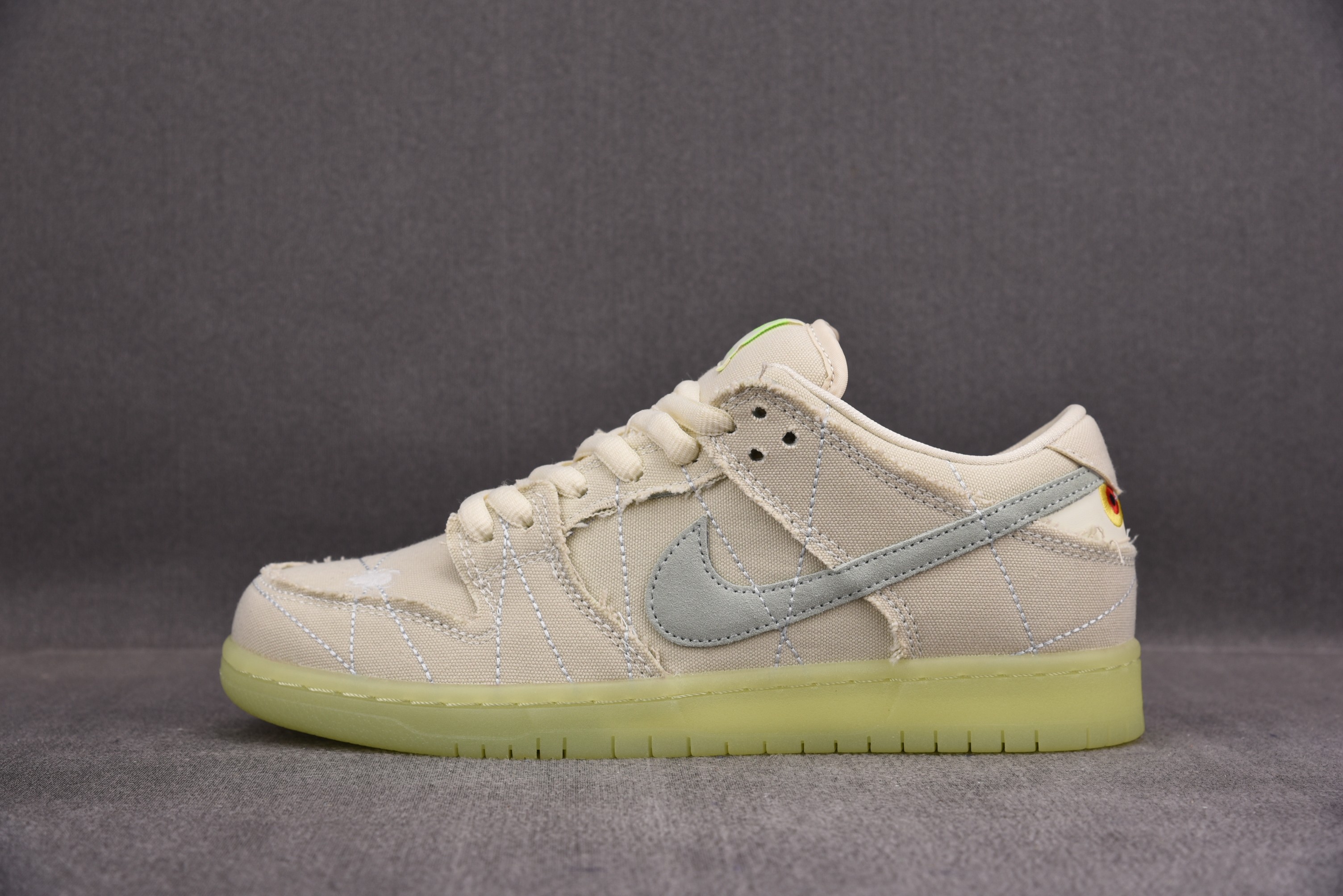 Nike SB Dunk Low Mummy