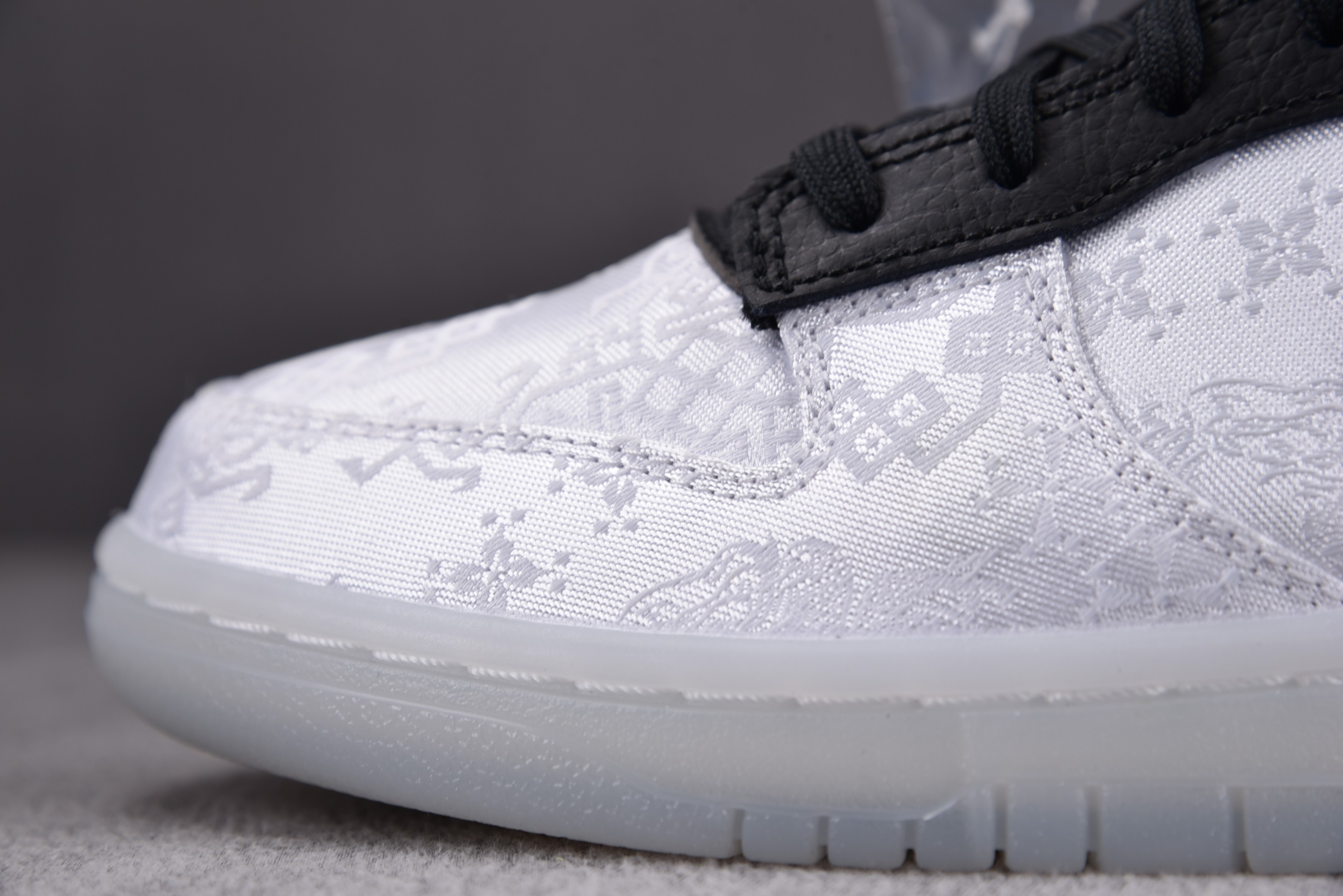 Nike Dunk Low x Fragment Design x Clot