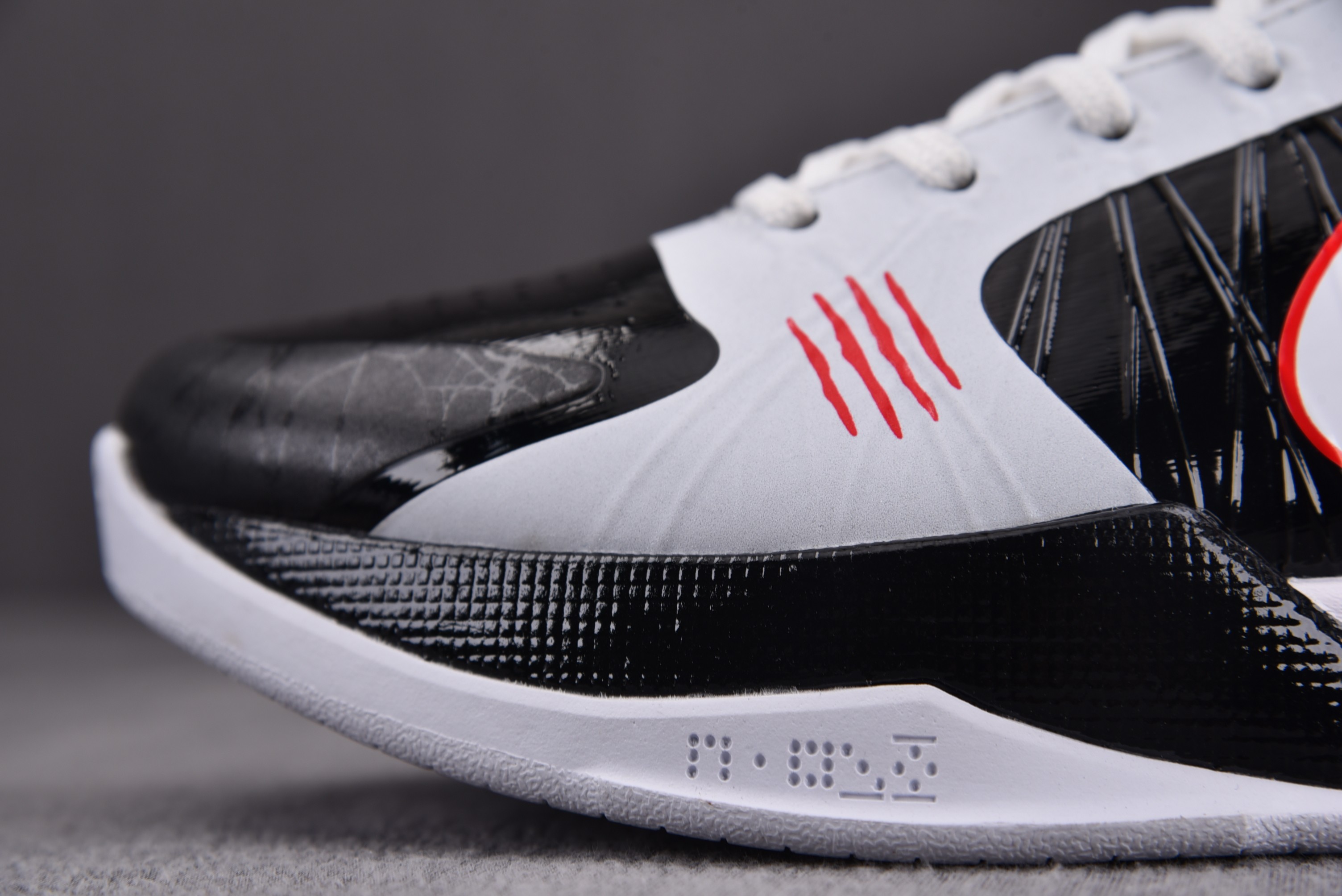 Nike Kobe 5 Protro Bruce Lee Alternate