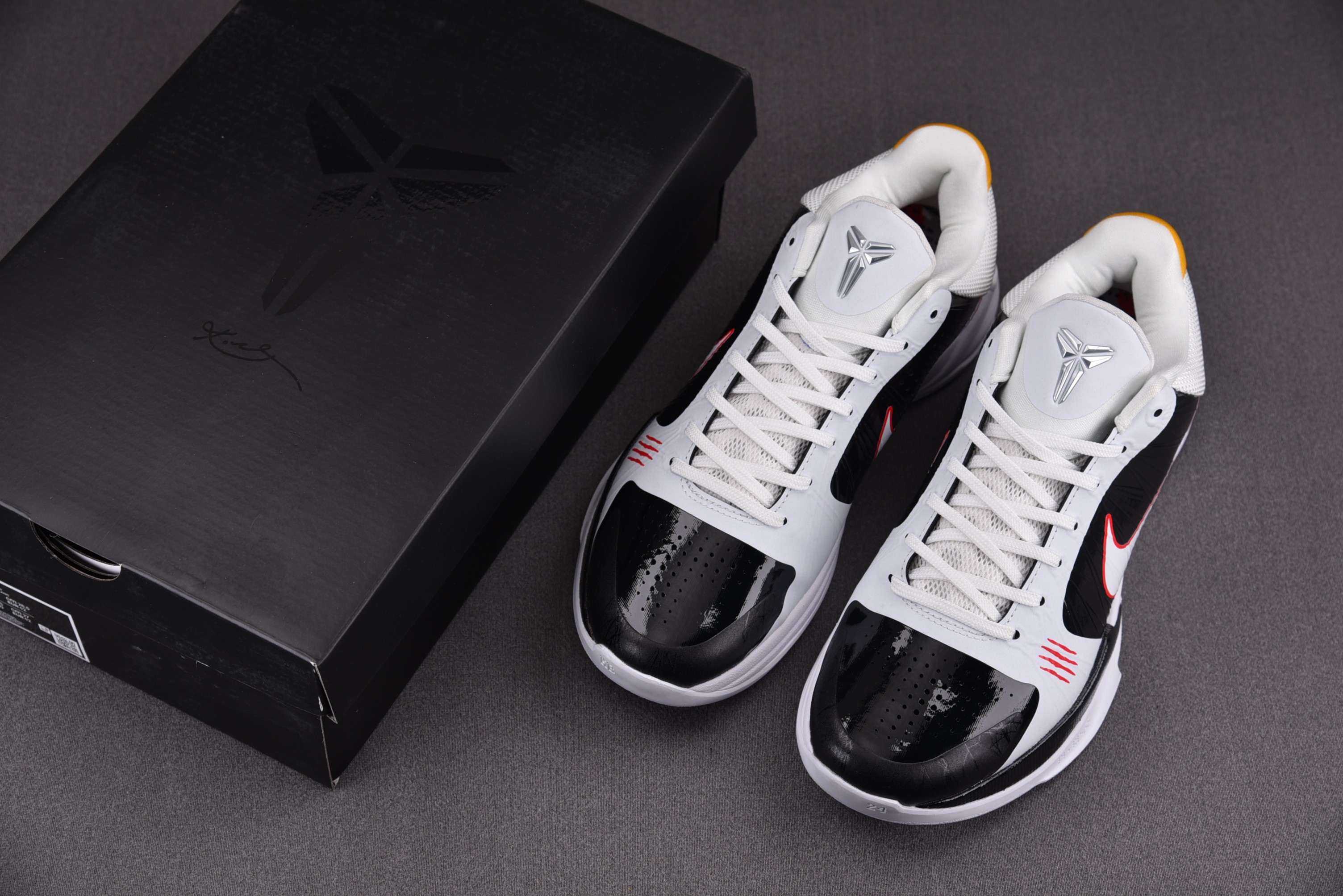 Nike Kobe 5 Protro Bruce Lee Alternate