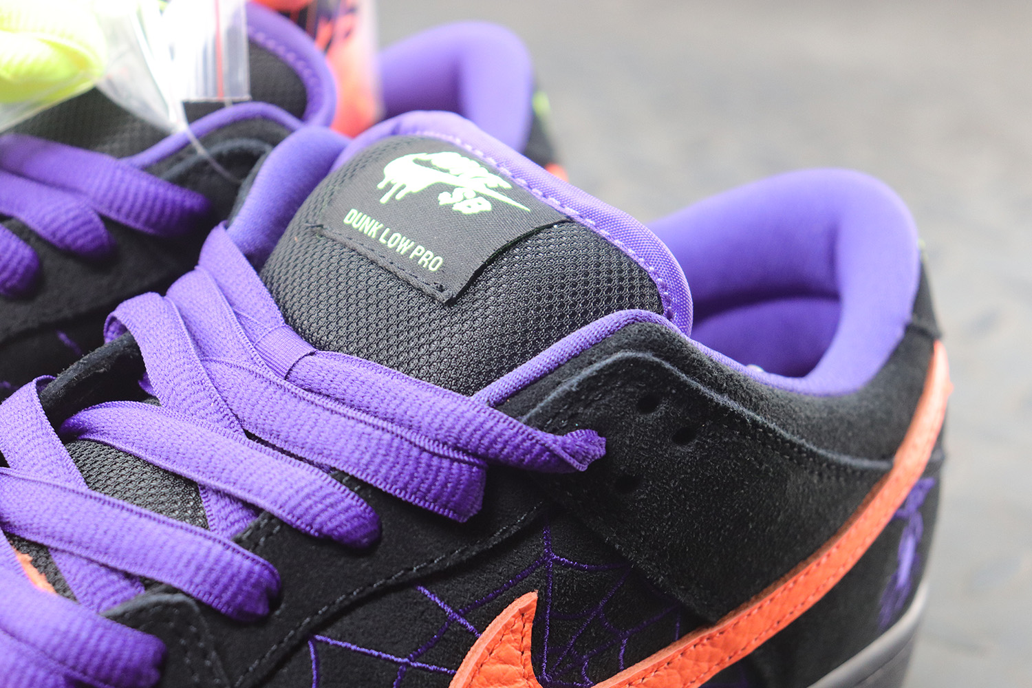 Nike SB Dunk Low Night of Mischief Halloween (Regular Box)