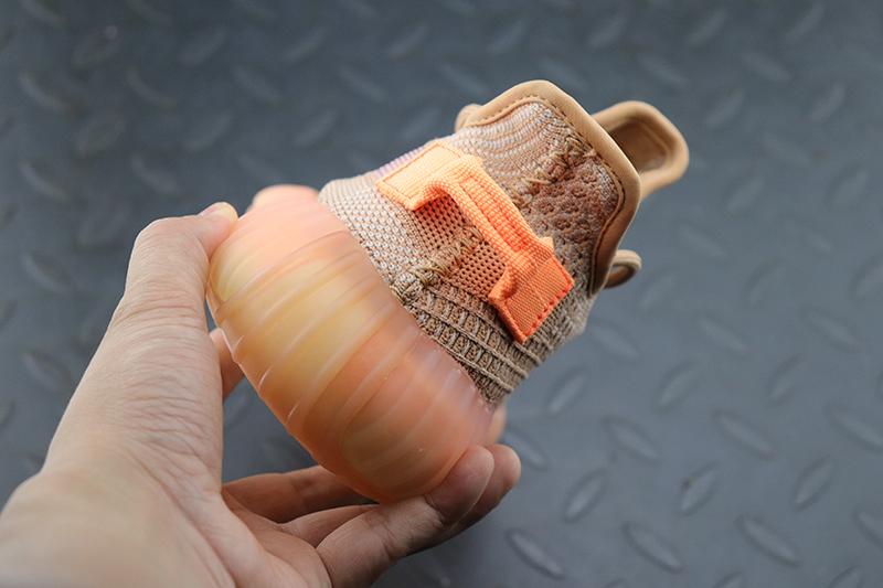 adidas Yeezy Boost 350 V2 CLAY