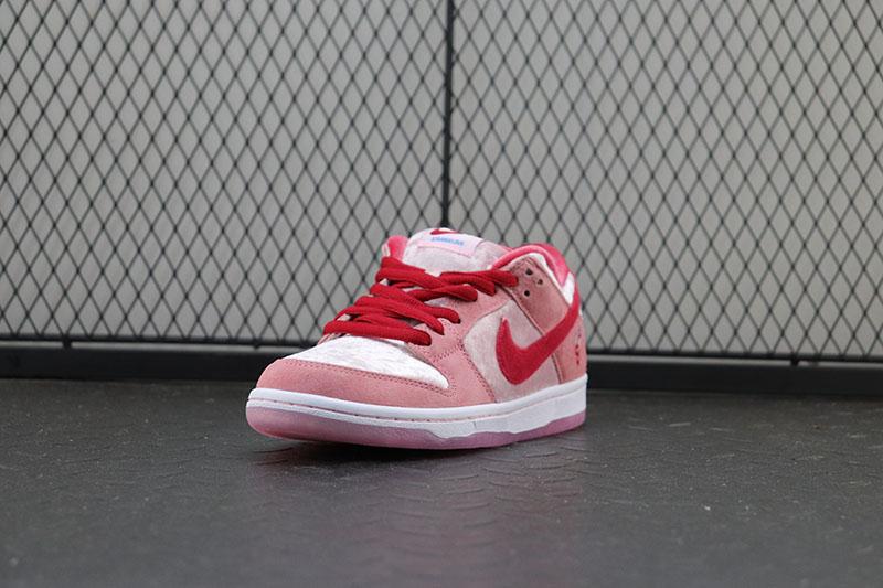 SB Dunk Low x StrangeLove (Special Box)