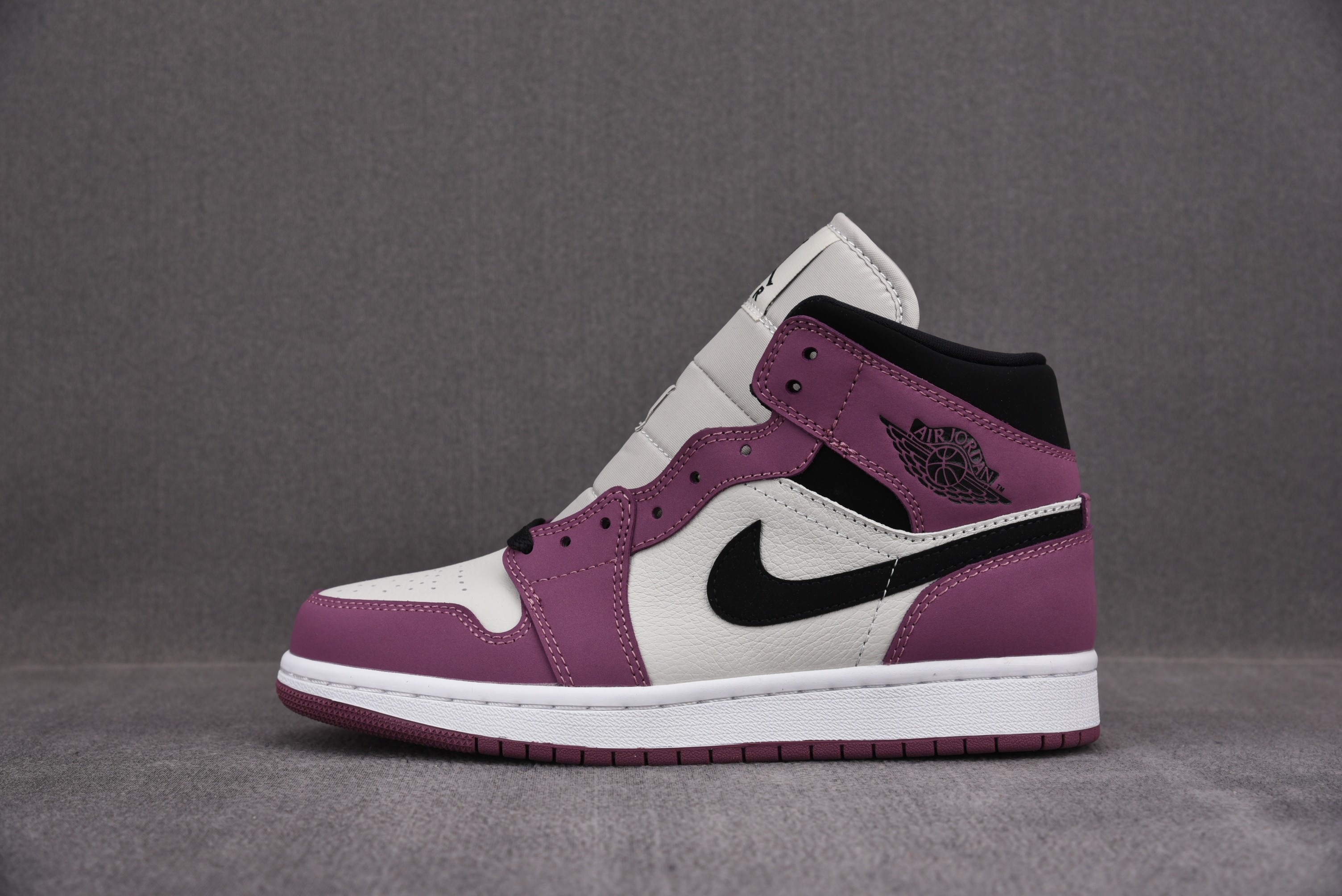 Jordan 1 Mid SE Light Mulberry (Women Size!!)