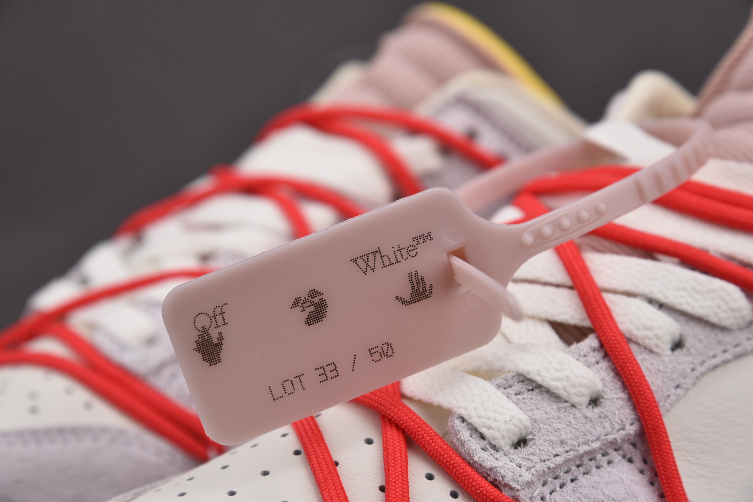 Nike Dunk Low Off-White Lot 33